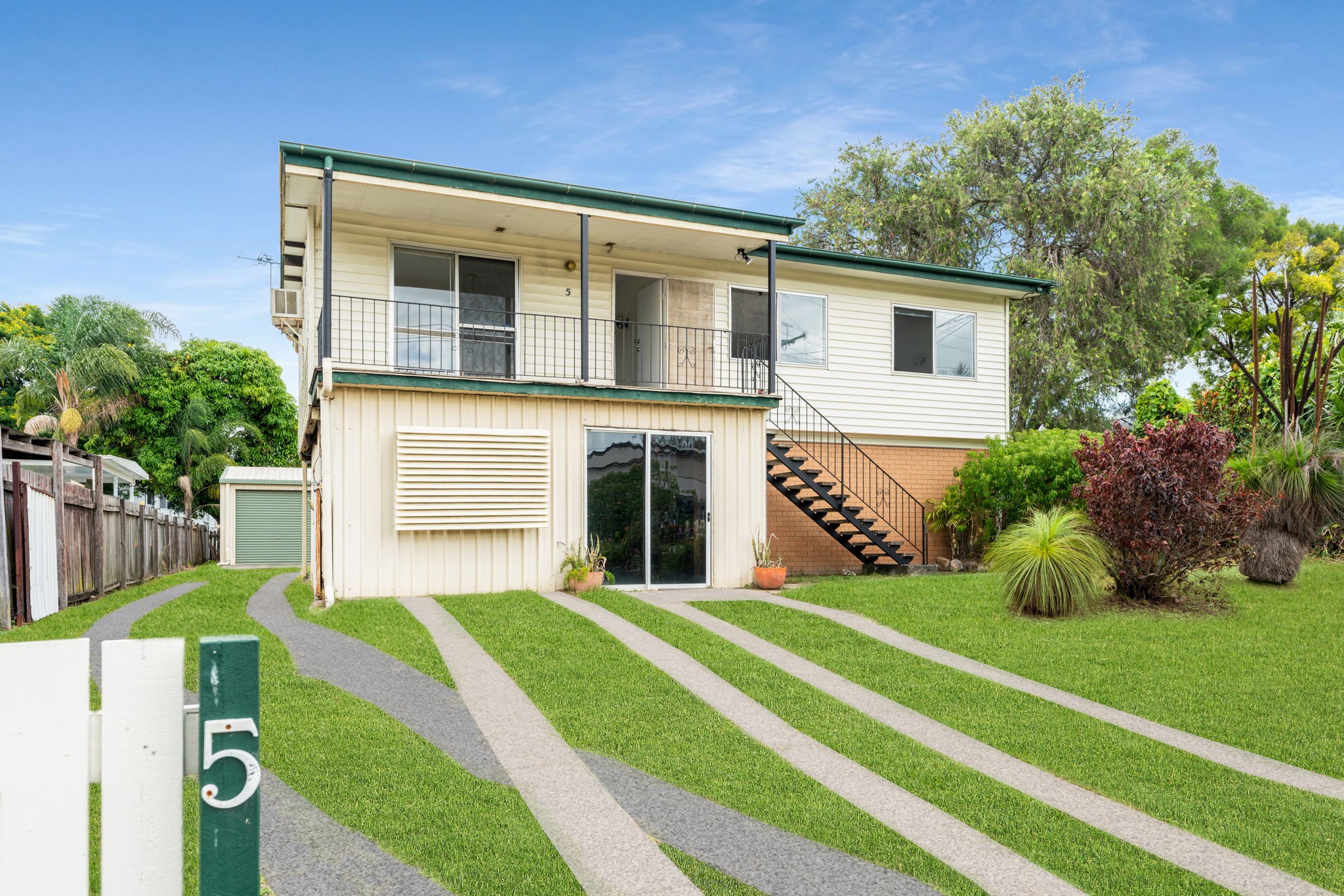 5 Waratah Drive, Crestmead, QLD 4132