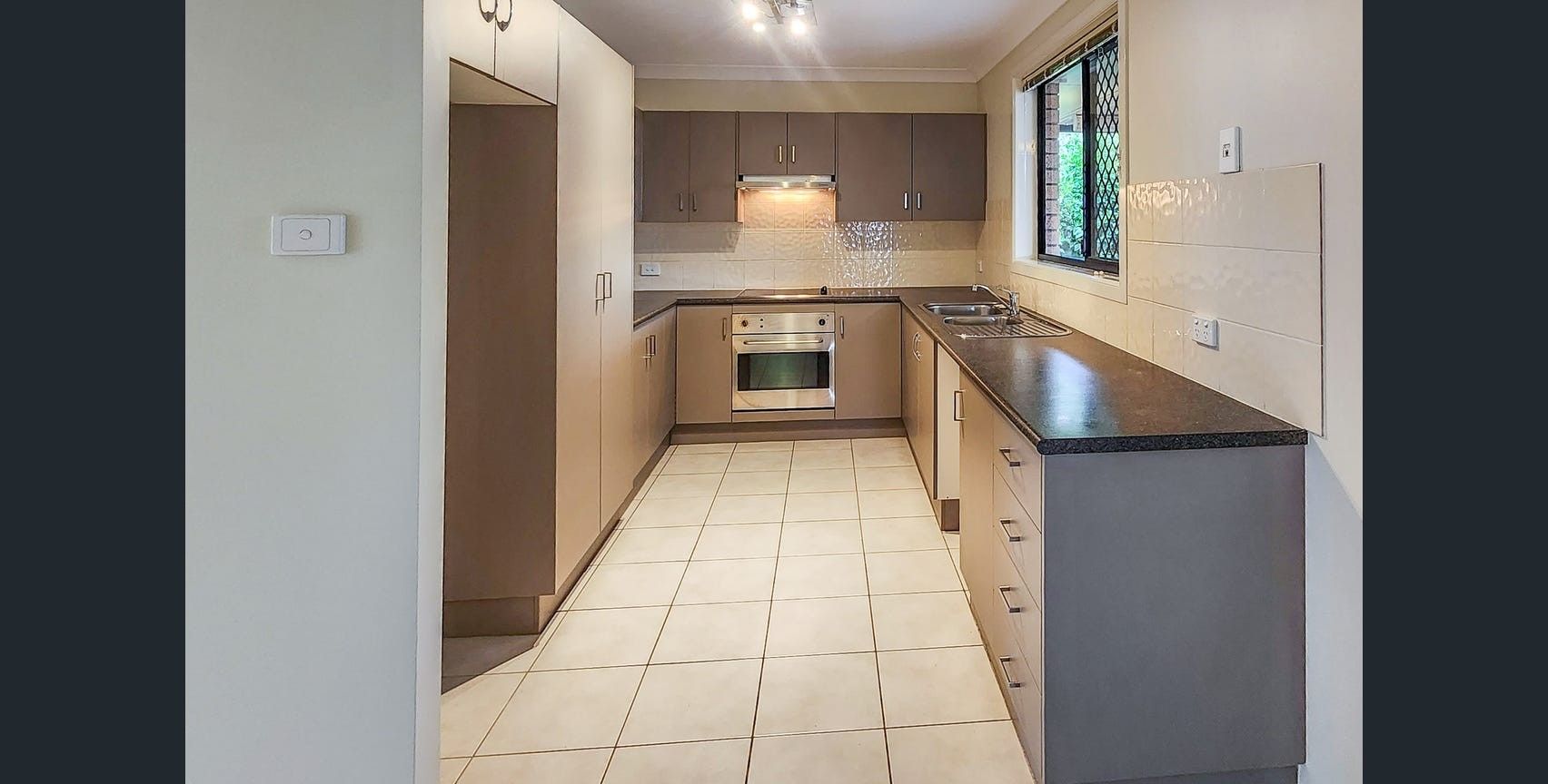 2 St Andrews Way, Fletcher, NSW 2287
