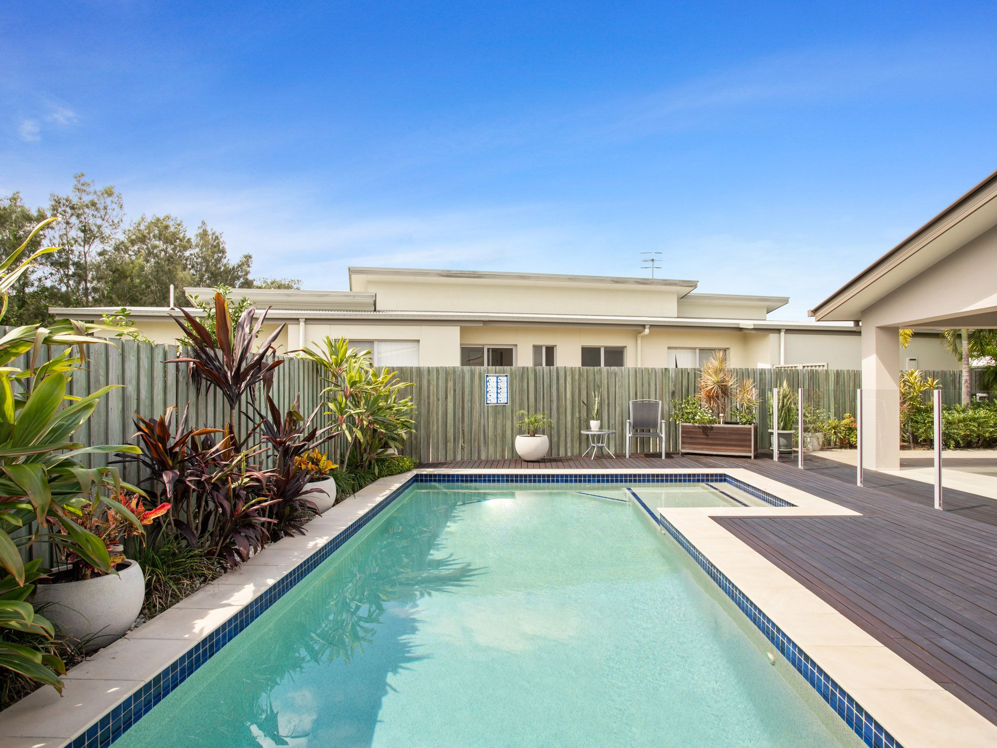 4 Lillypilly Court, Helensvale, QLD 4212