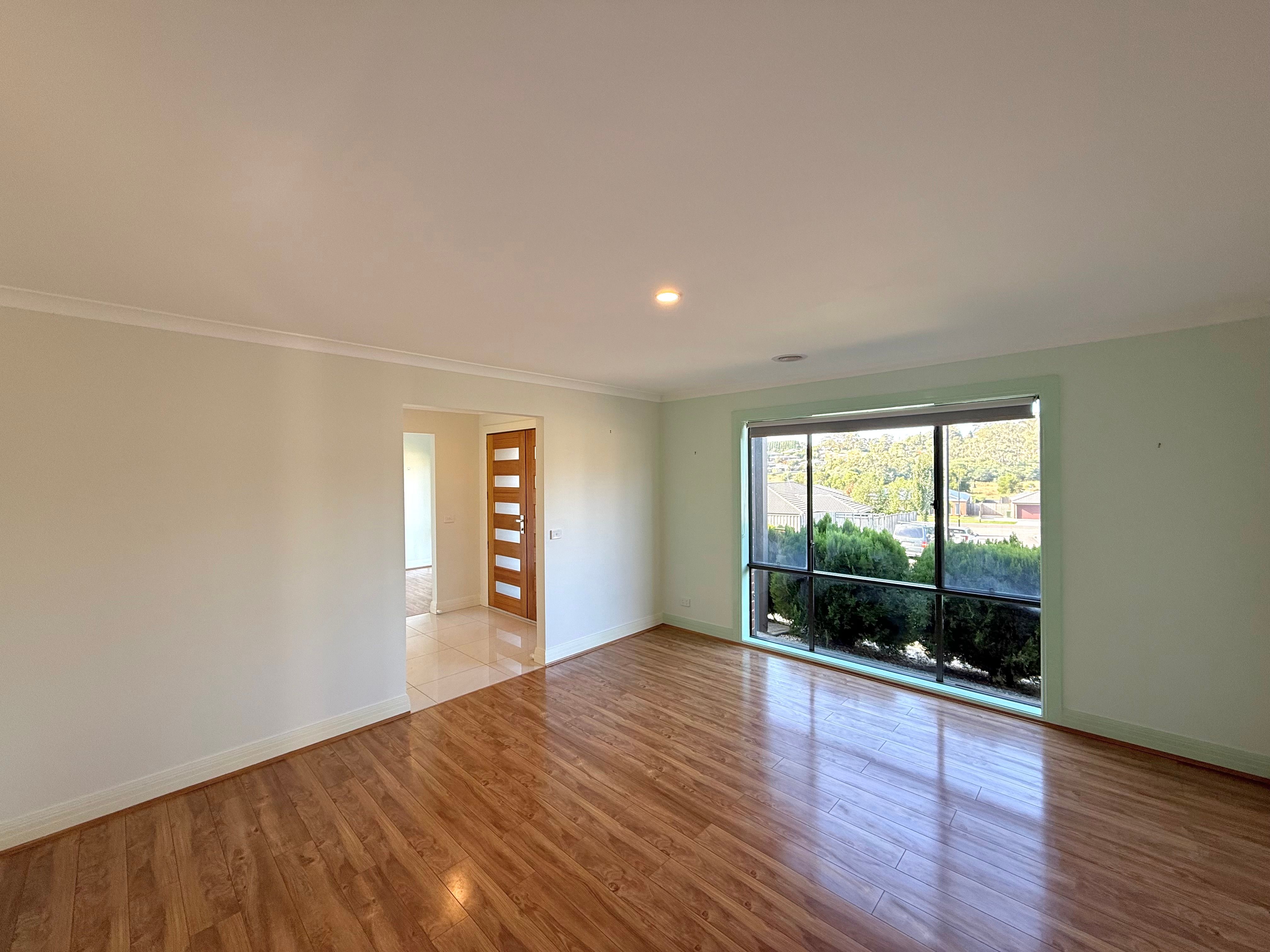 4 Luke Court, Drouin, VIC 3818