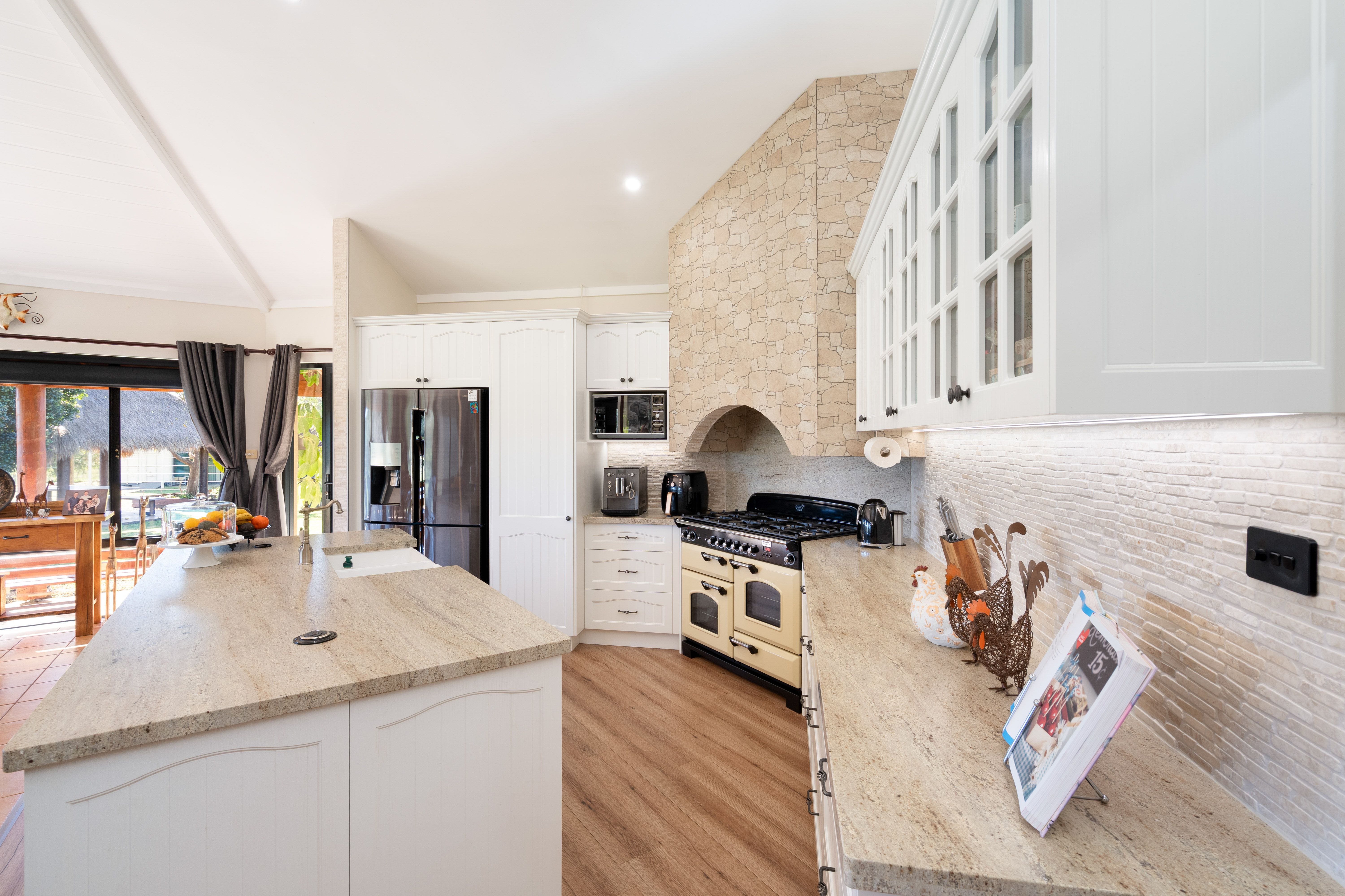 960 Bessell Road — photo 9 of 30