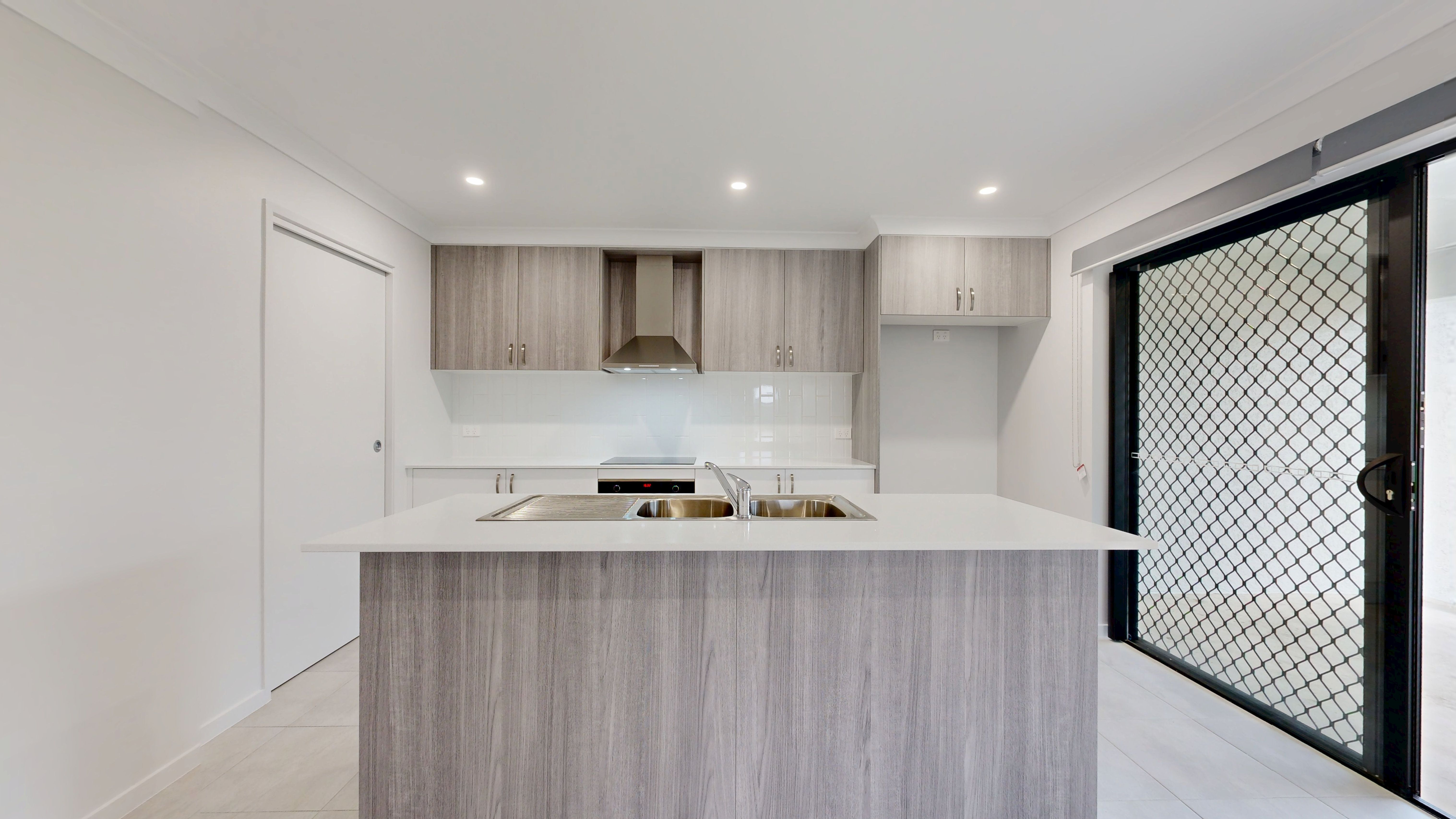 18b Bluegrass Circuit, Rasmussen, QLD 4815
