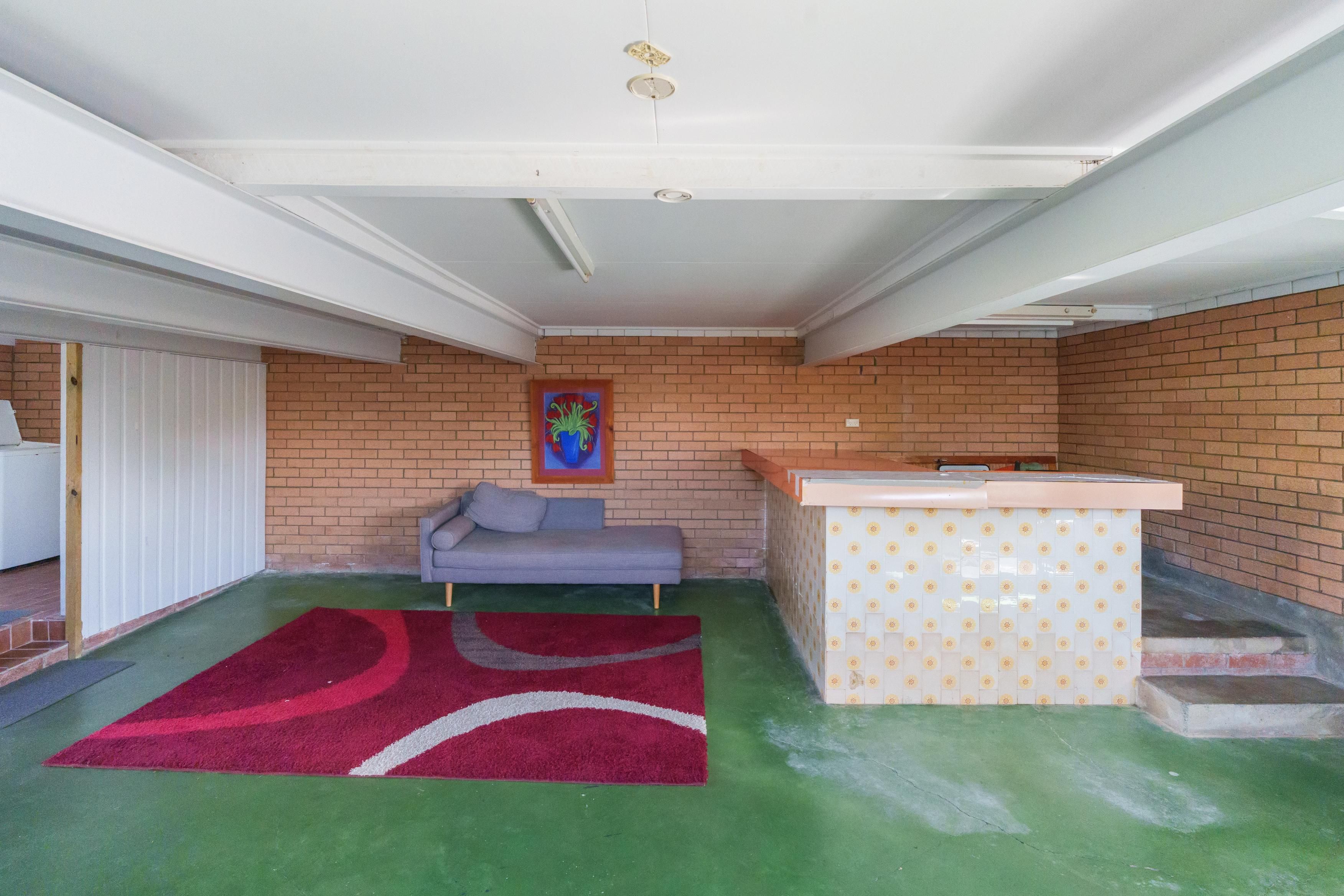 39 Eureka Street — photo 12 of 16