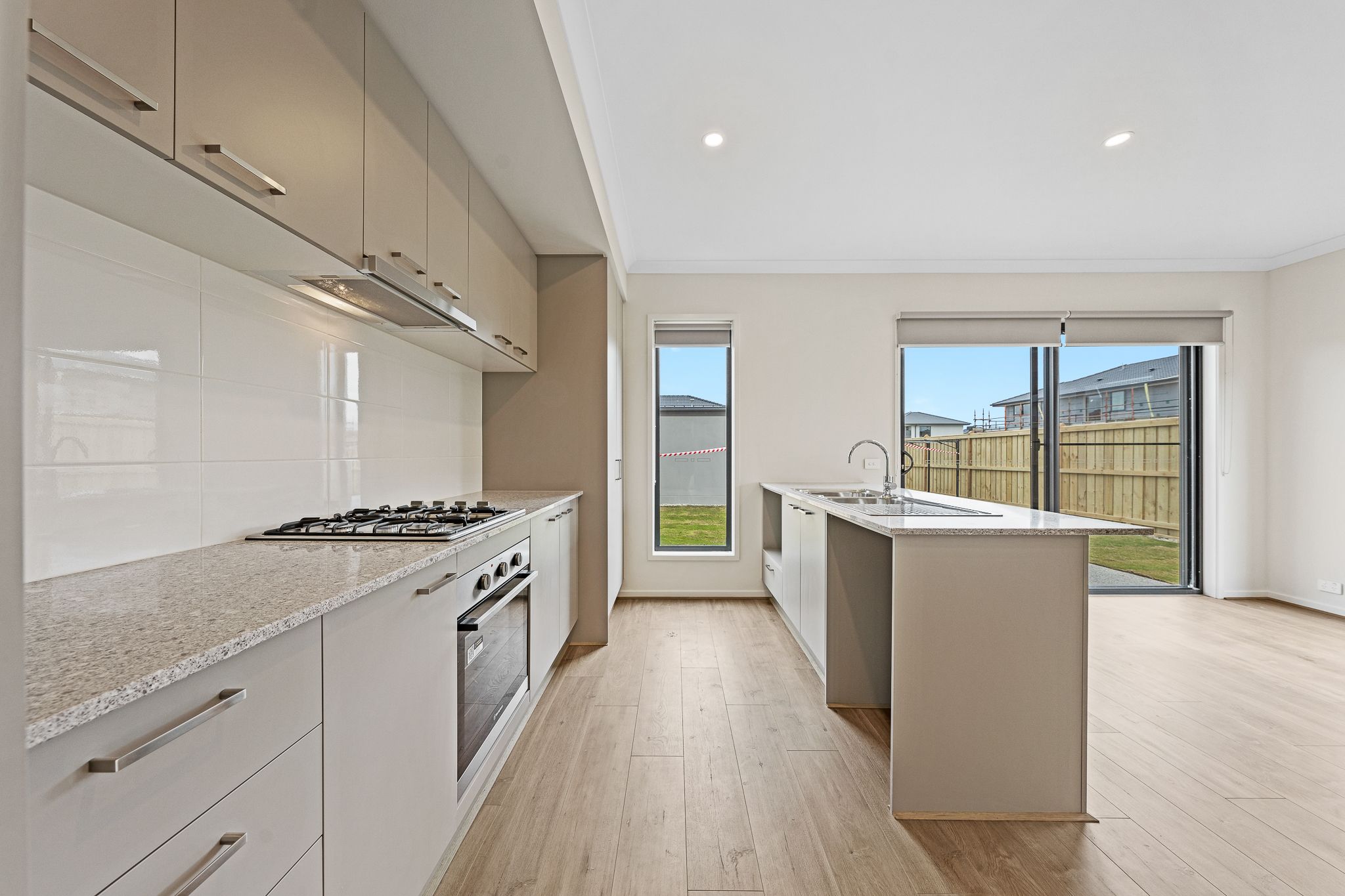 17 Zagros Street, Clyde North, VIC 3978