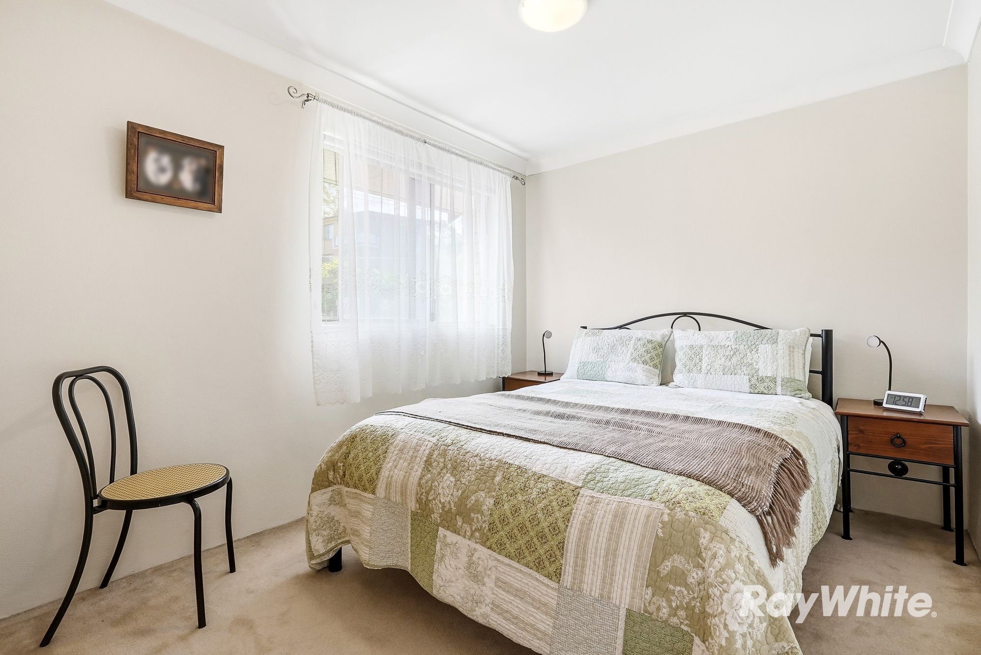 4/2 Glebe Street — photo 9 of 22
