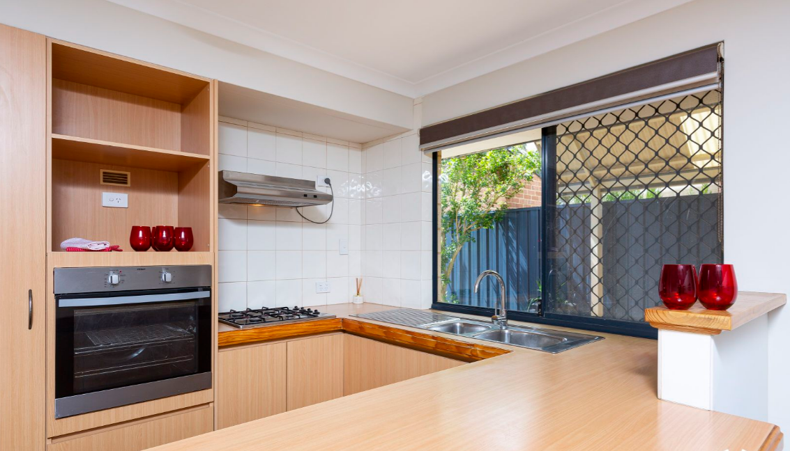 43 Campbell Street — photo 4 of 20