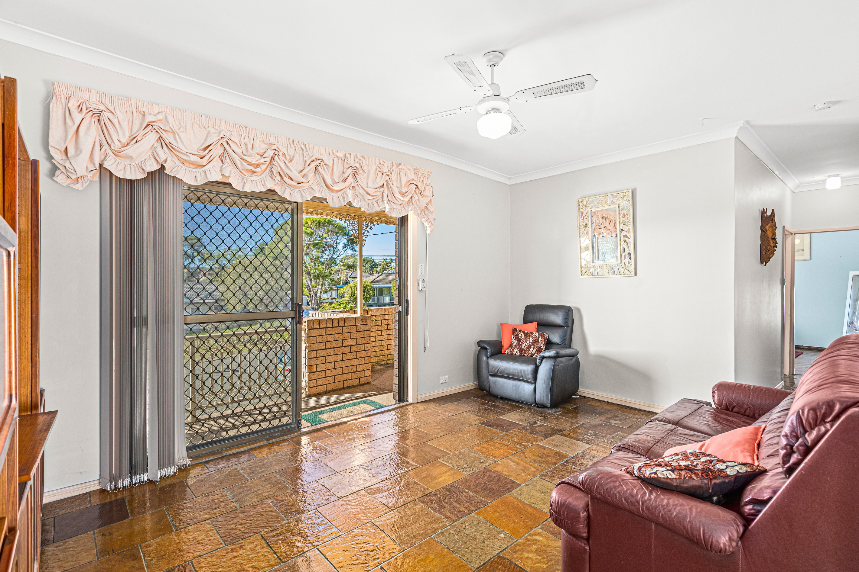 6 Baker Place, Mount Warrigal, NSW 2528