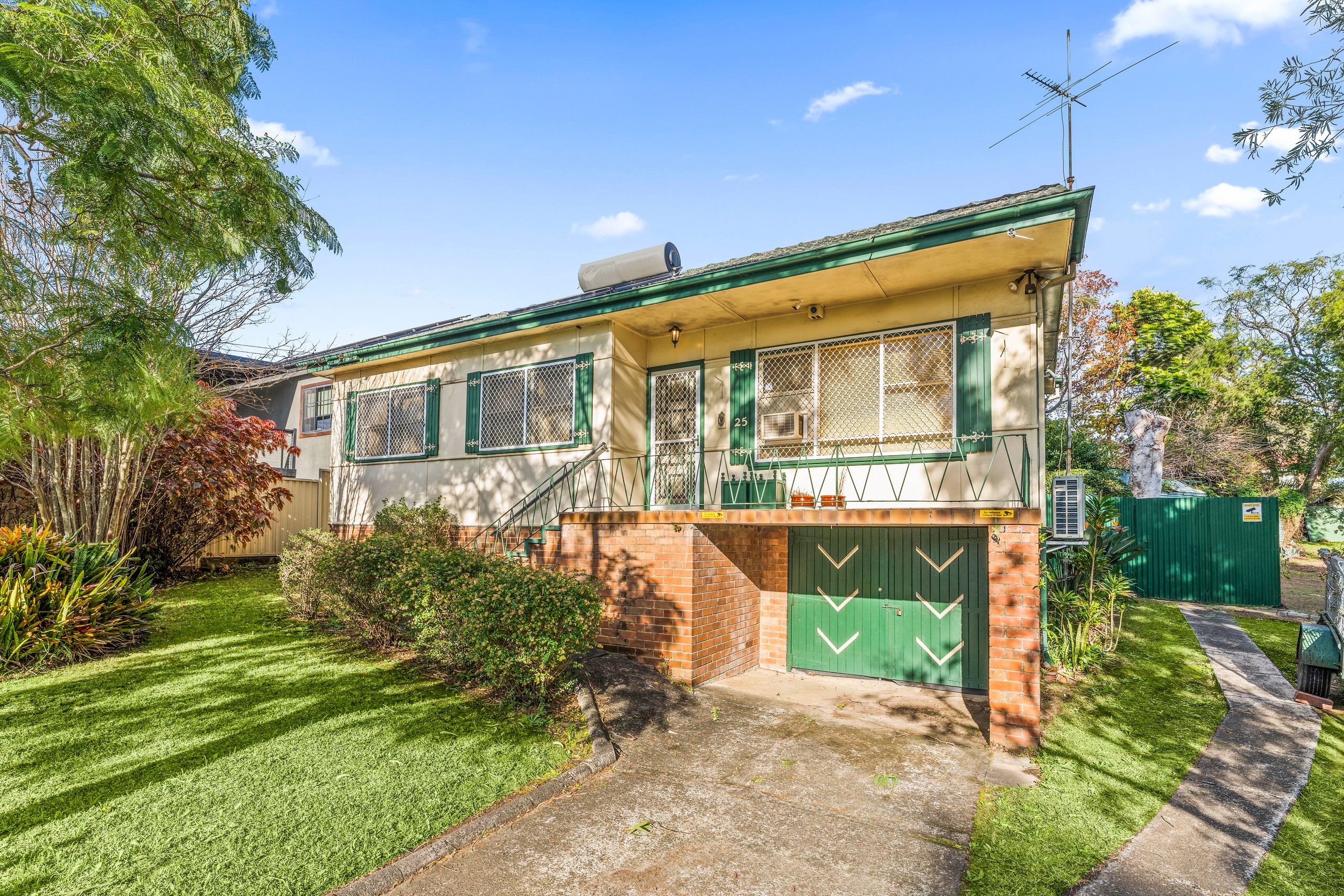 25 Simpson Parade, Albion Park, NSW 2527