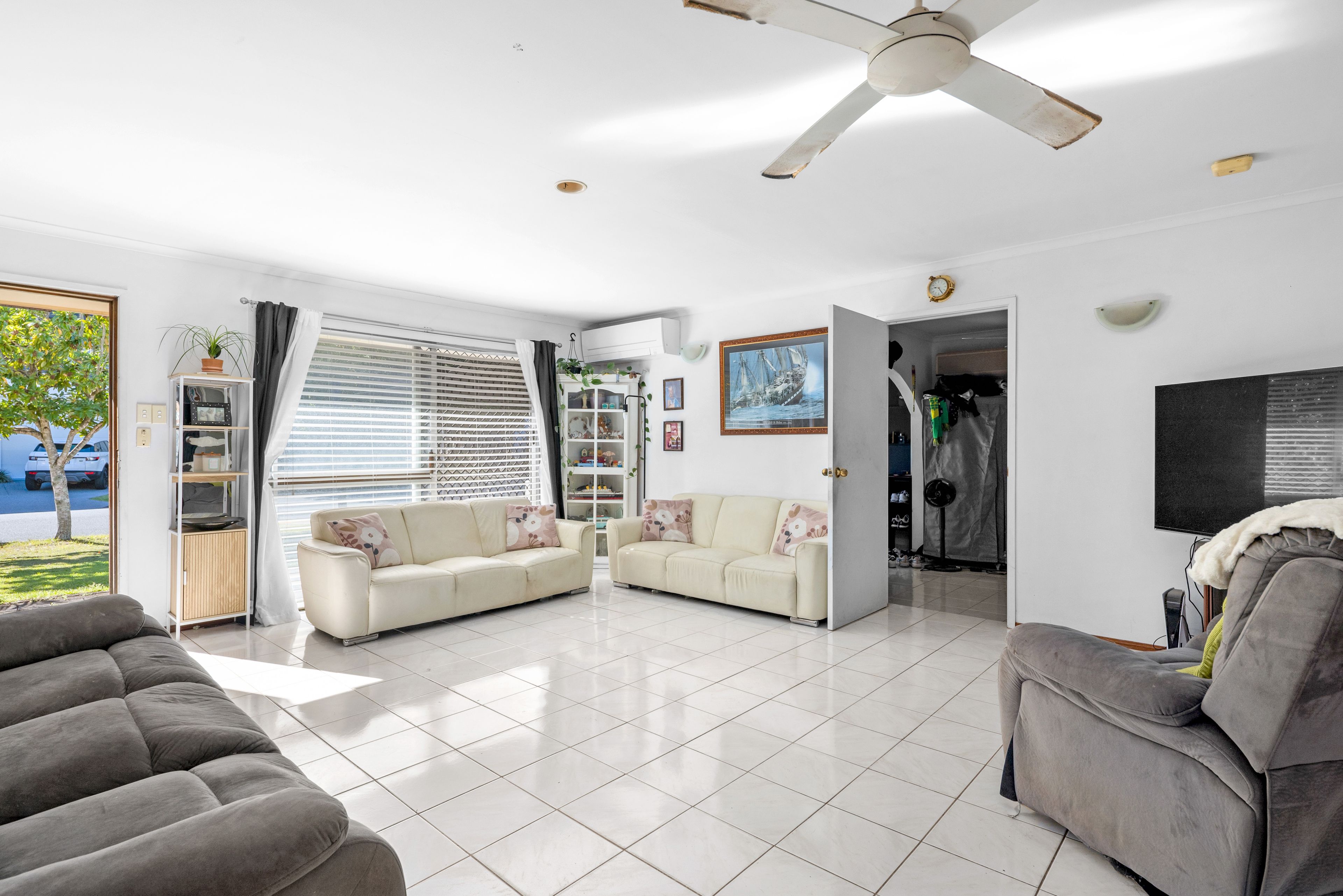 4 Avanti Street — photo 3 of 13