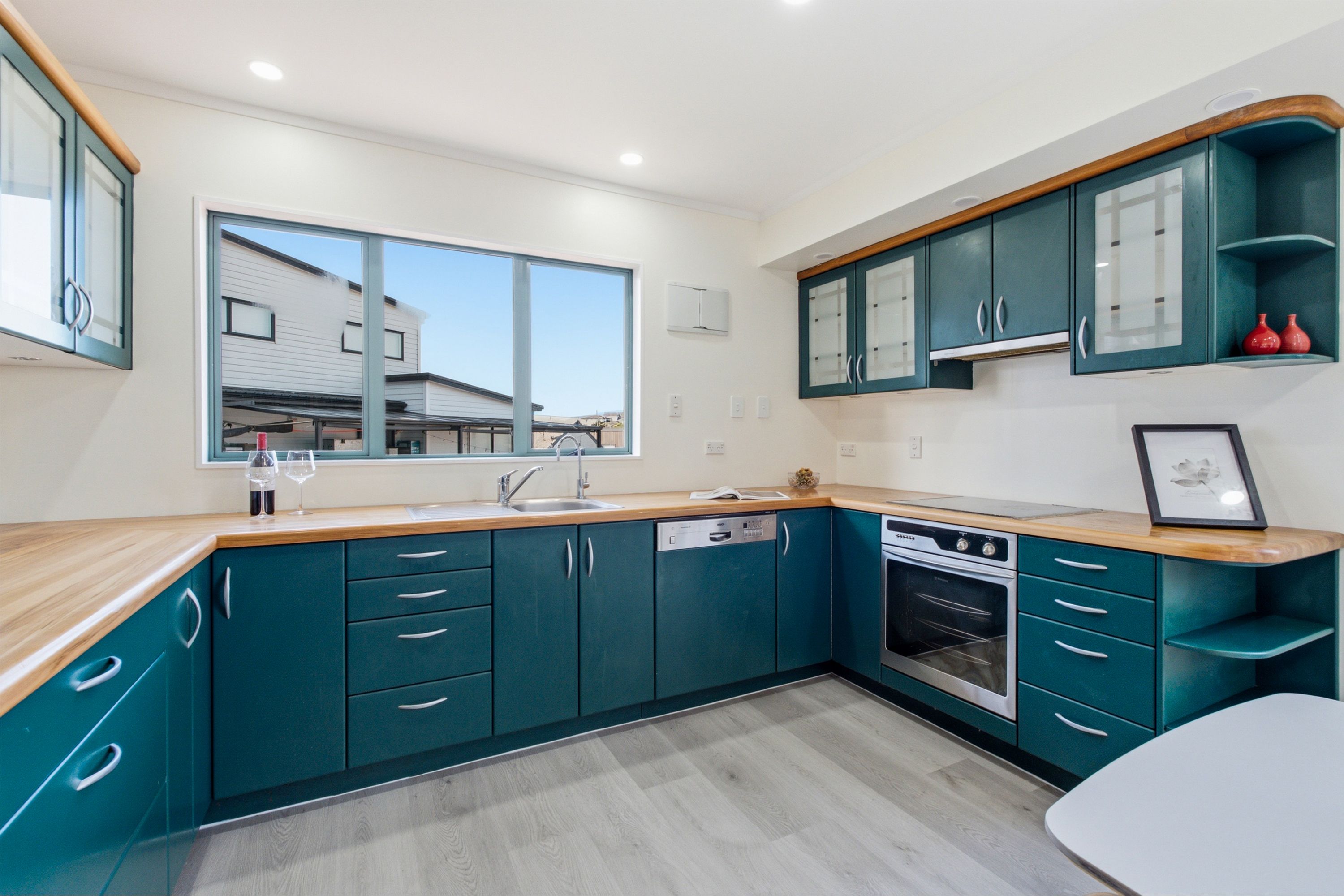 512 Glenfield Road, Glenfield, North Shore City