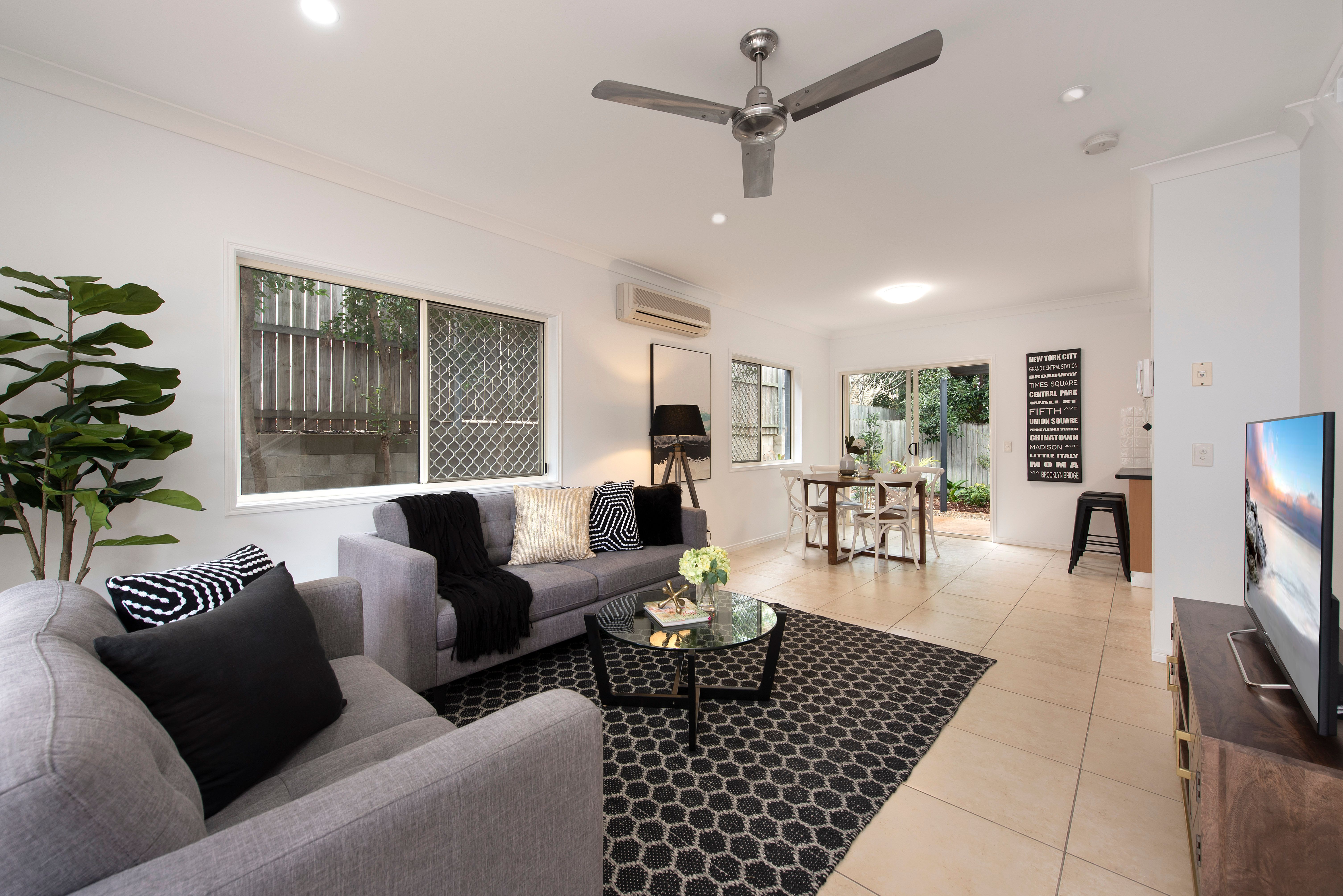 38 Pembroke Street, Carina QLD 4152