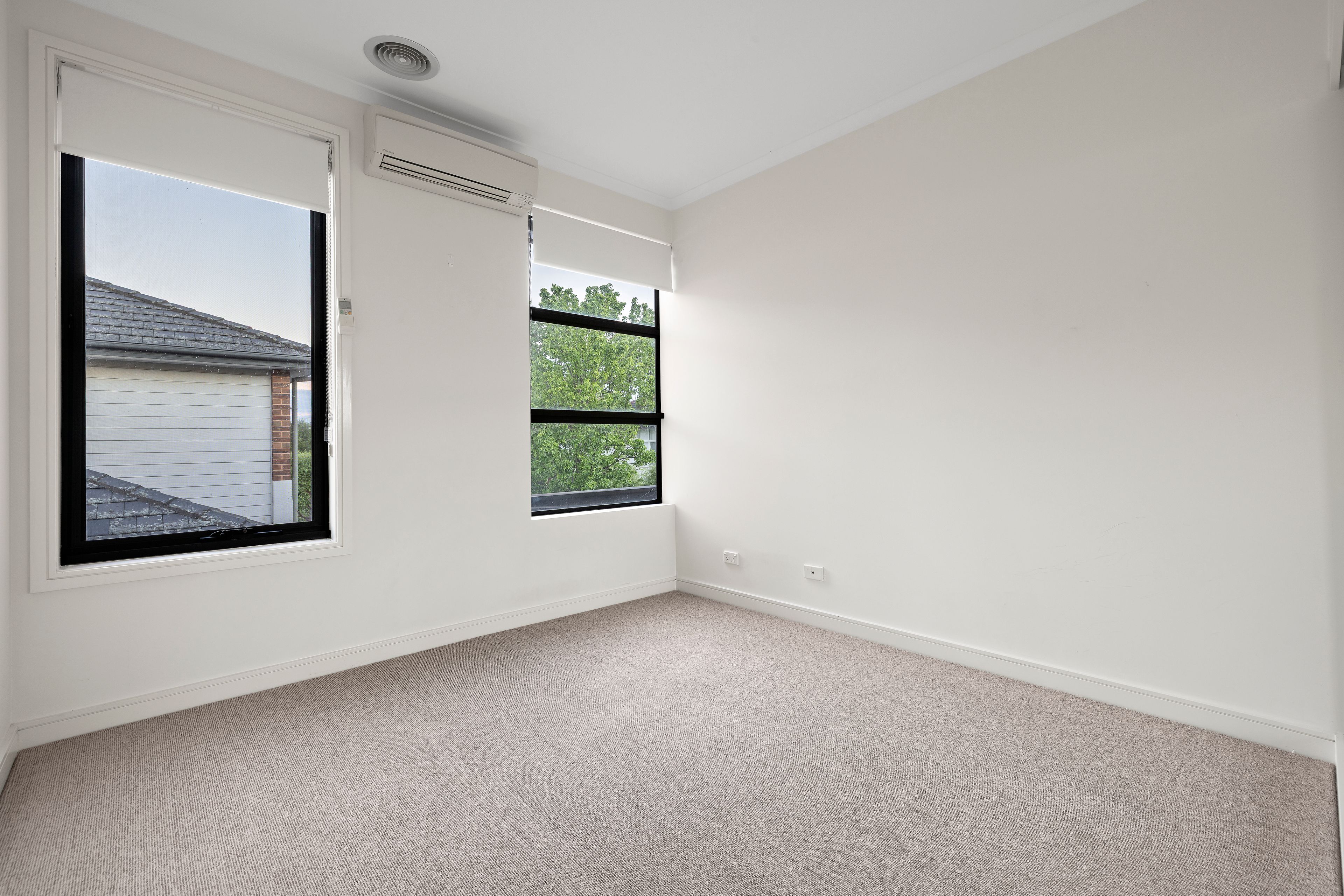 2 Kiora Court — photo 7 of 15