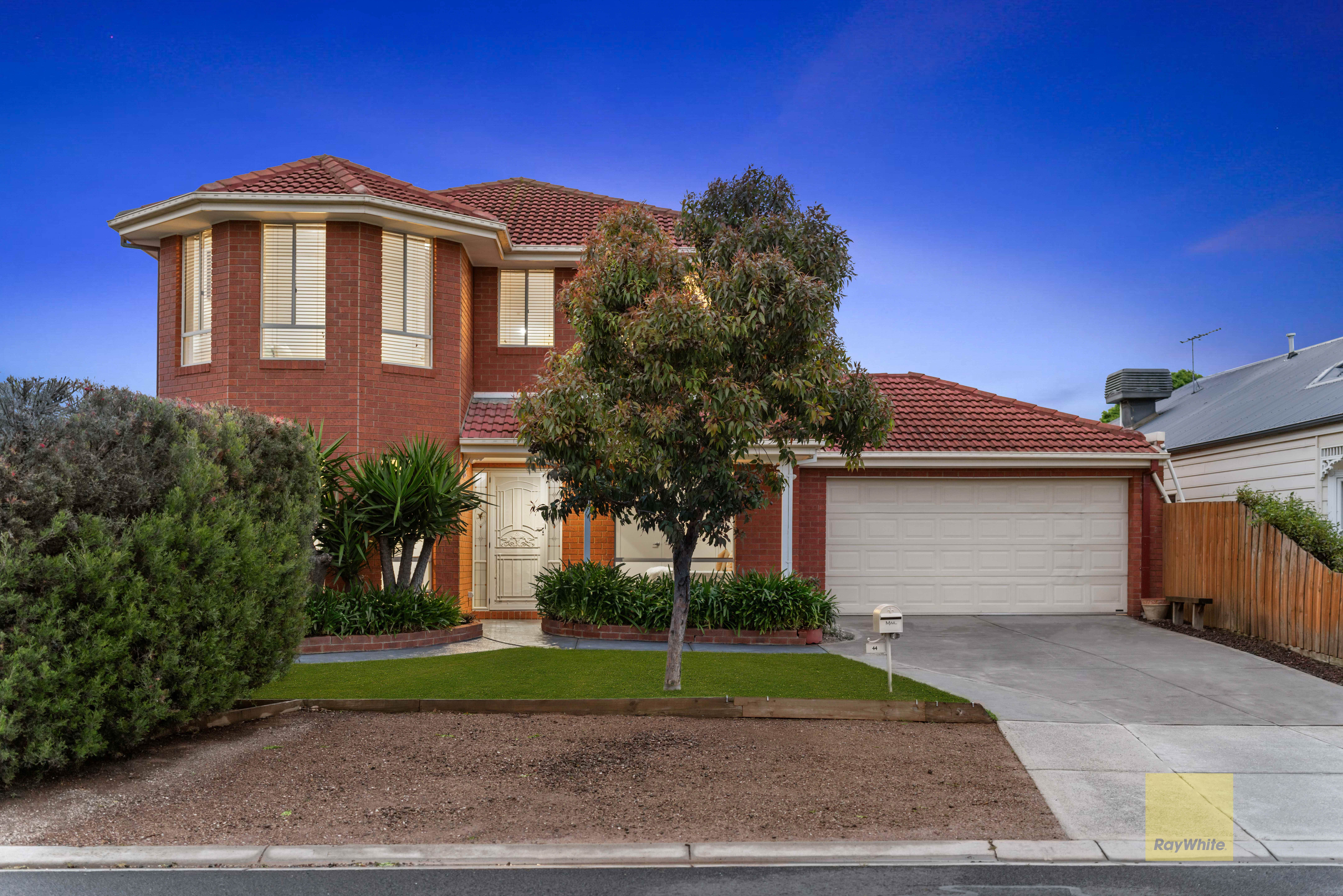 44 Breakwater Crescent, Point Cook, VIC 3030