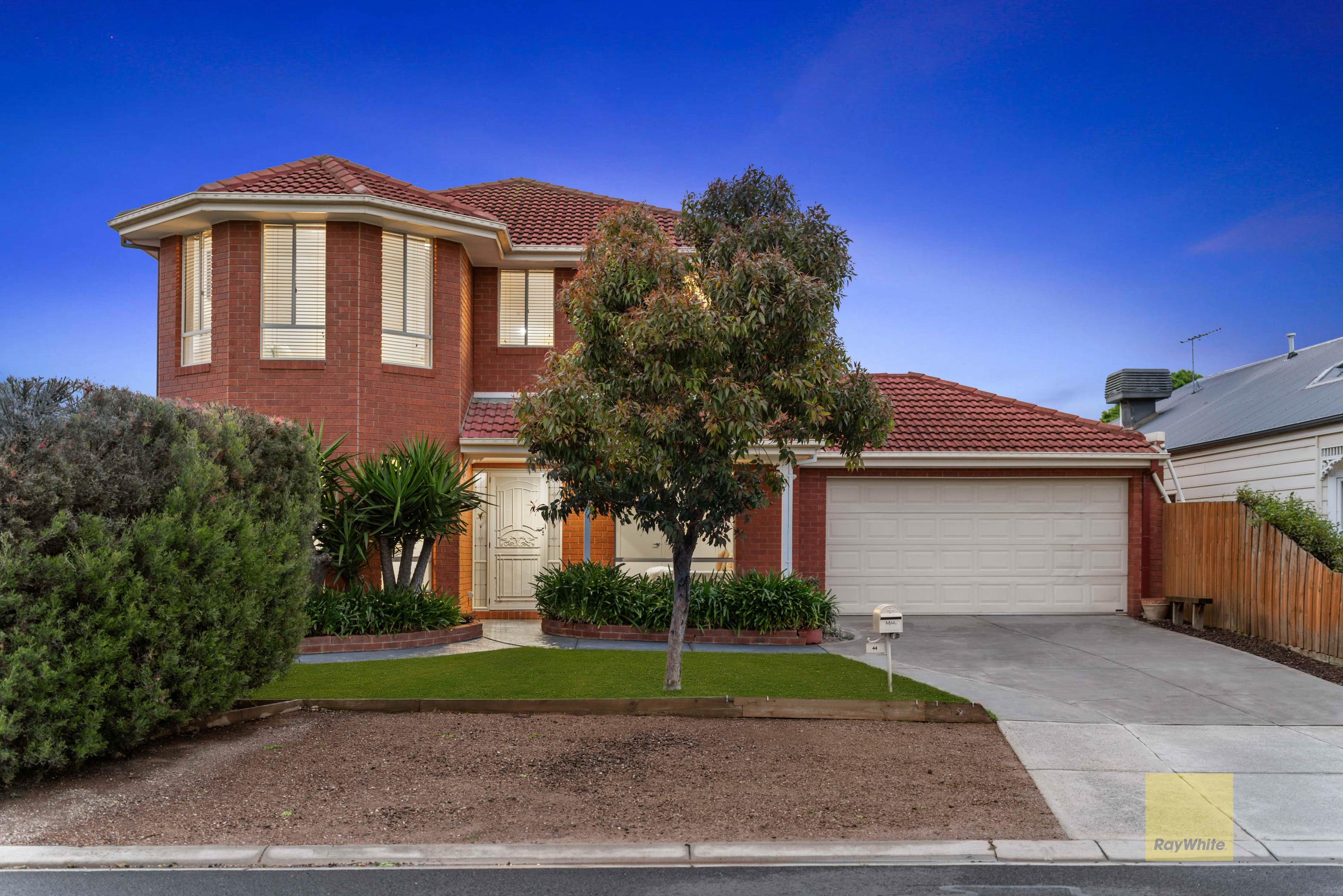 44 Breakwater Crescent, Point Cook, VIC 3030
