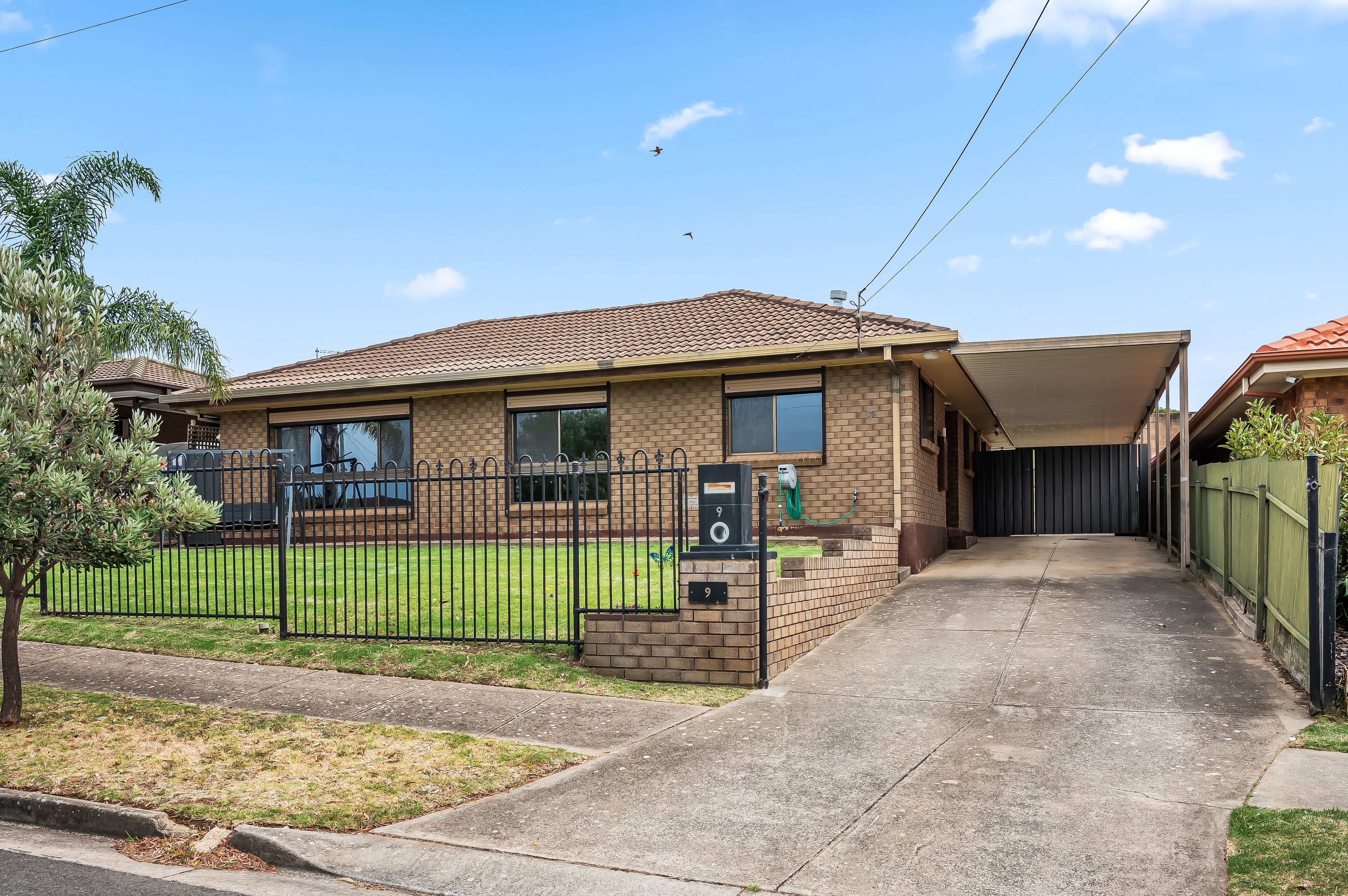 9 George Avenue, Hackham, SA 5163