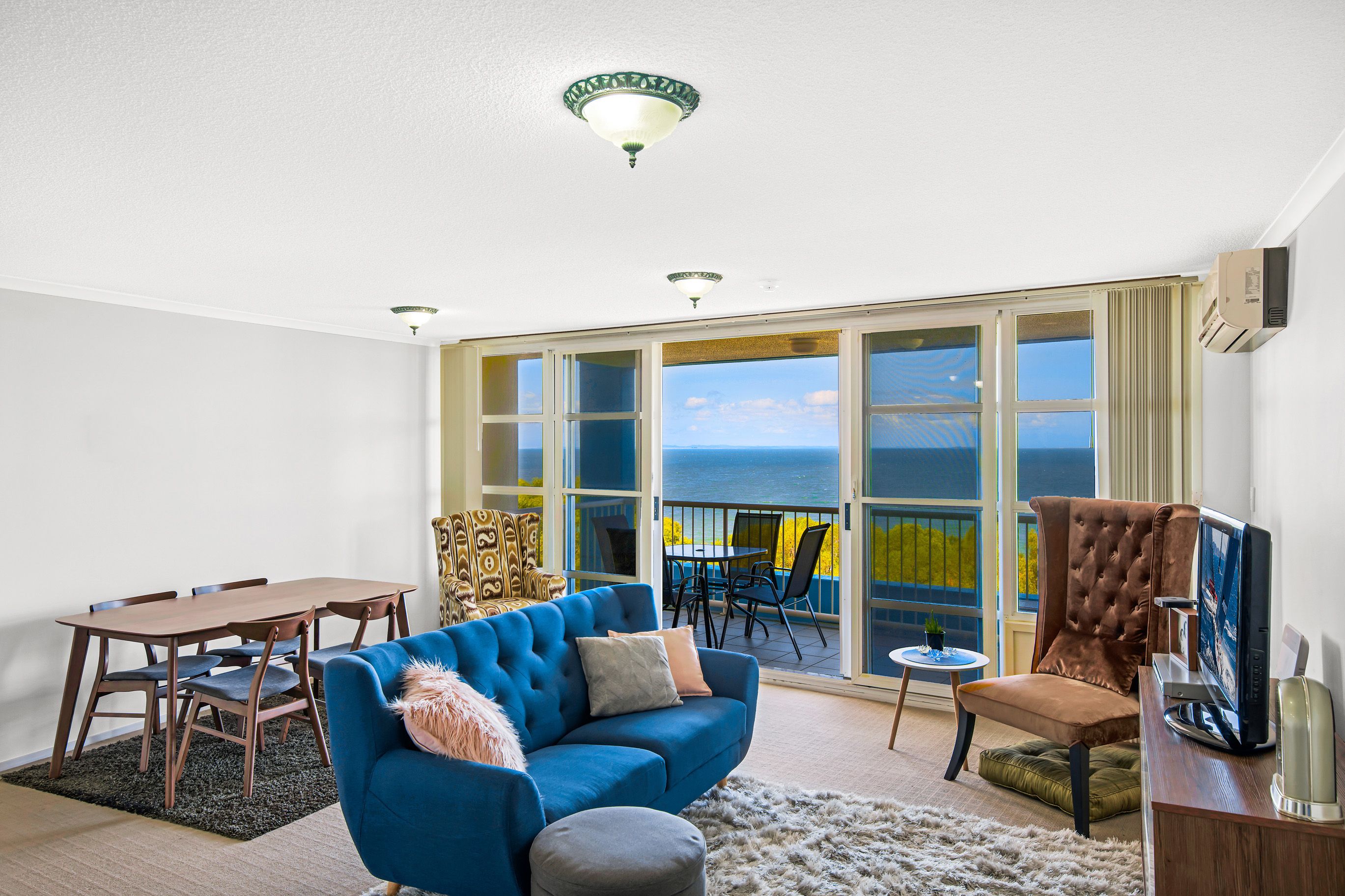 77 Marine Parade, Redcliffe QLD 4020