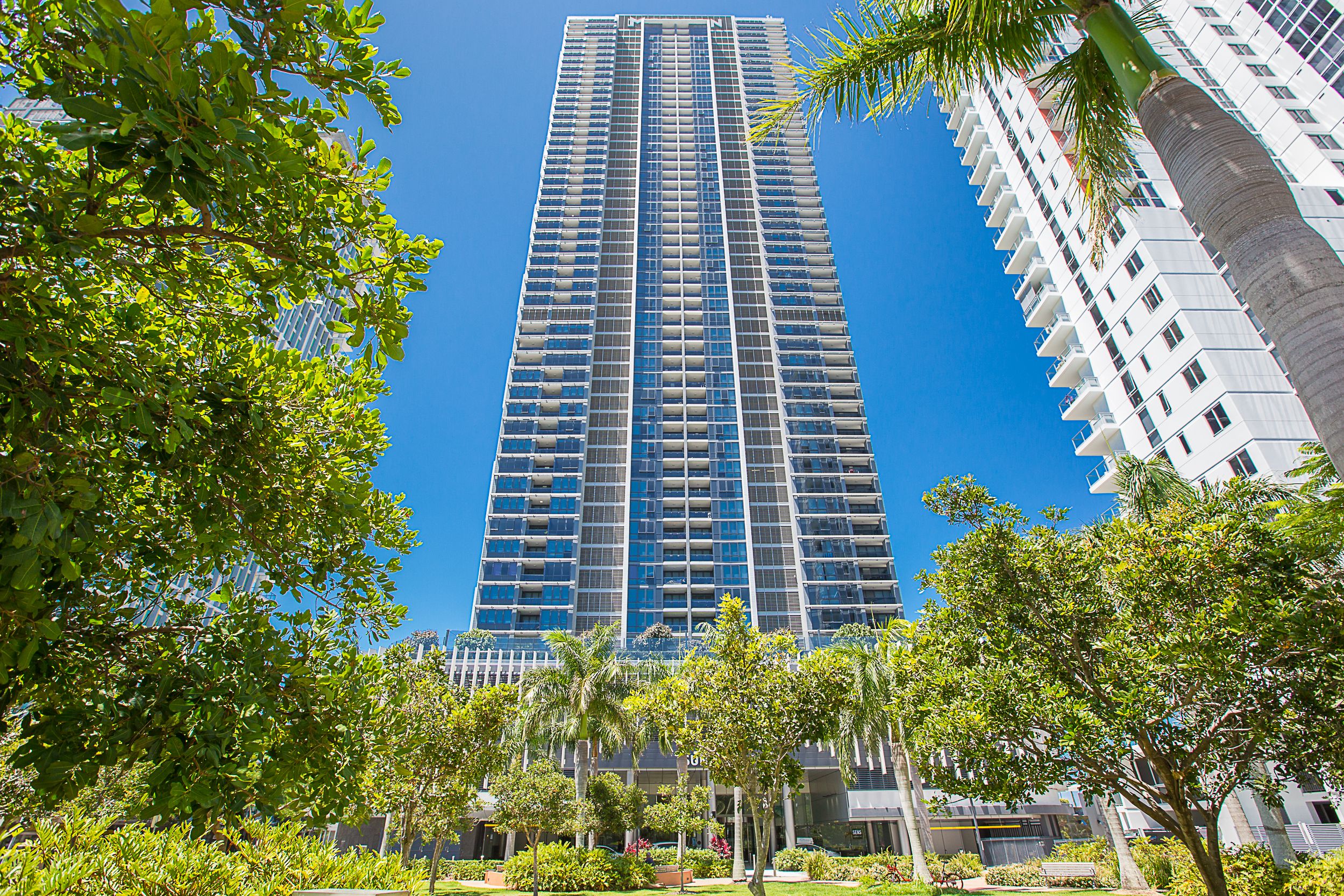 2004/2 Como Crescent, Southport, QLD 4215