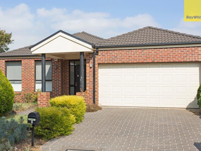 2 Stowhead Lane, Caroline Springs VIC 3023