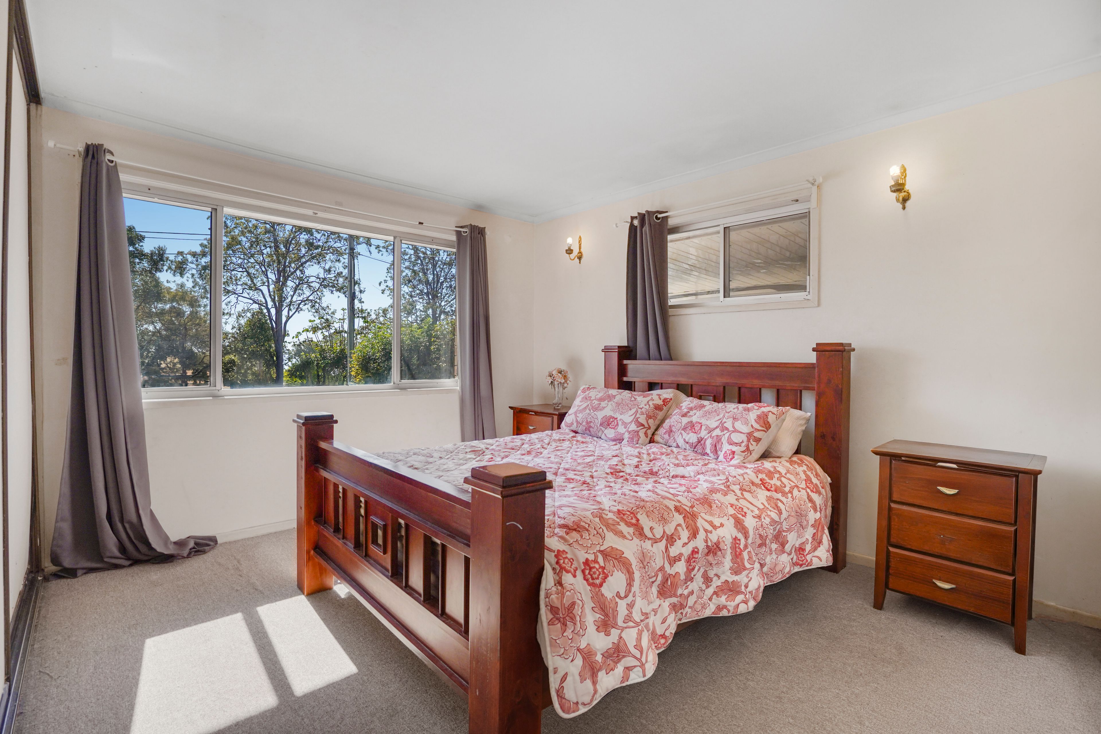 7 Tasman Terrace — photo 12 of 21