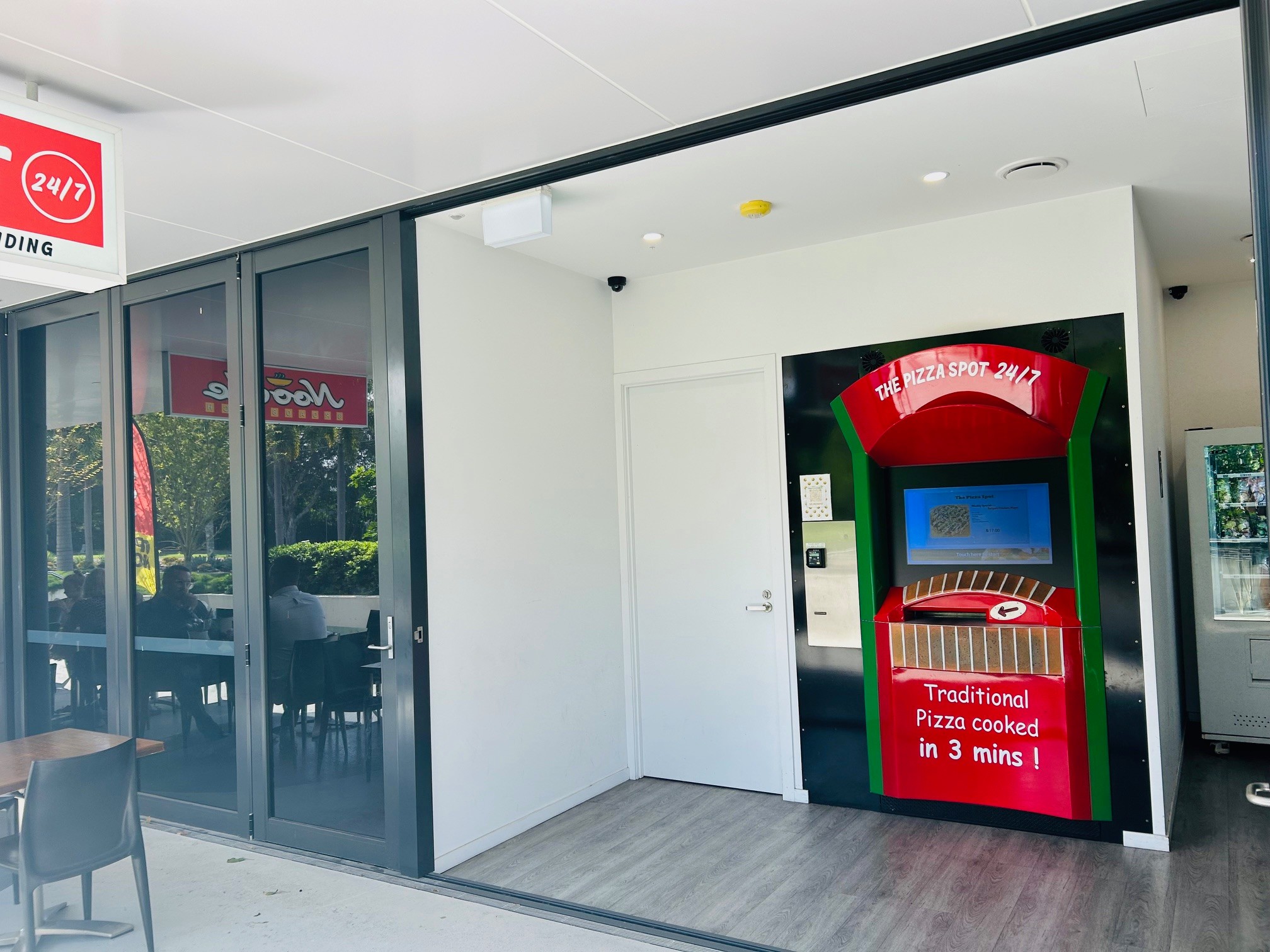 2763-2765 Gold Coast Highway, Broadbeach, QLD 4218