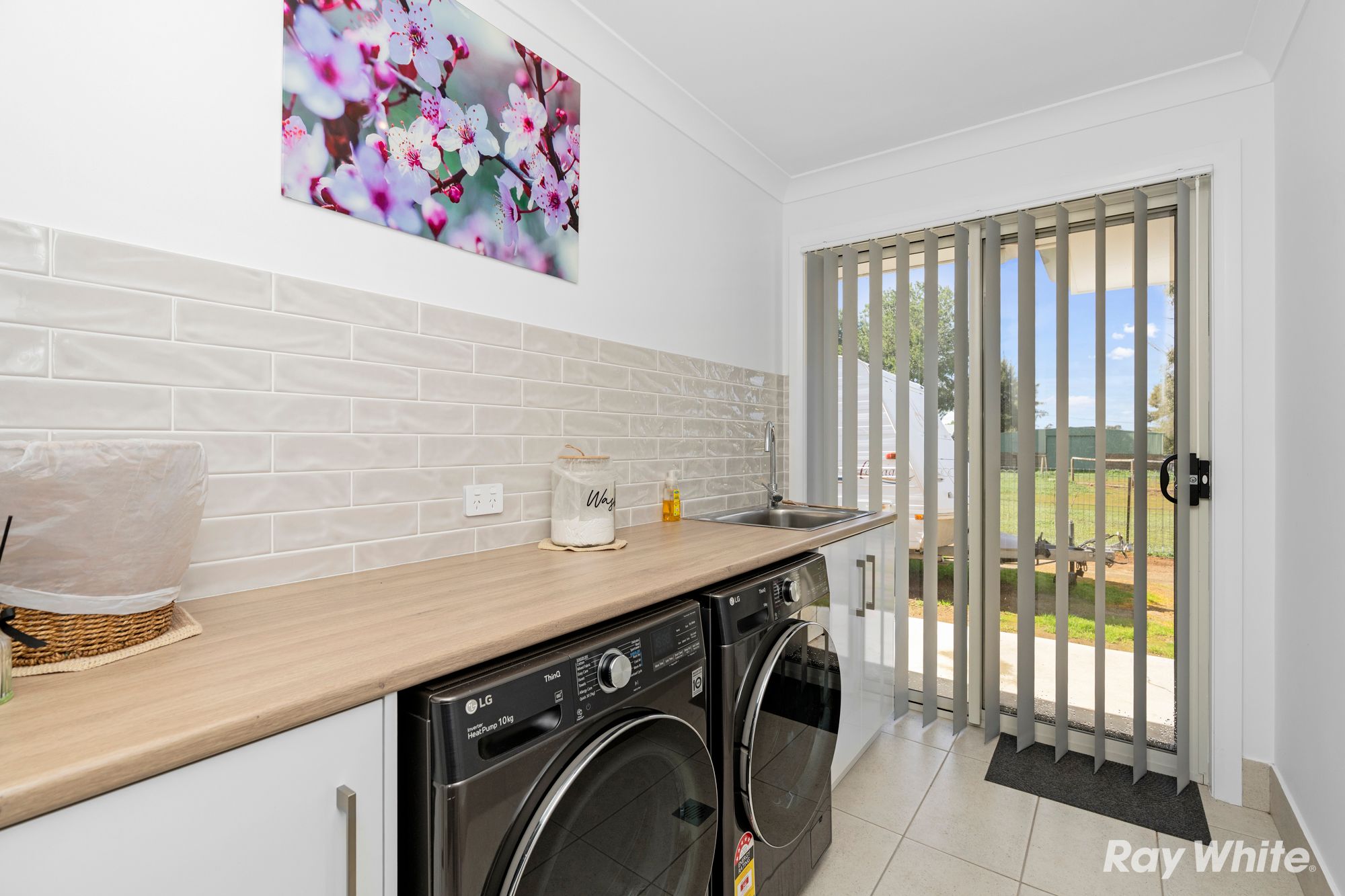 10 William Street — photo 14 of 18