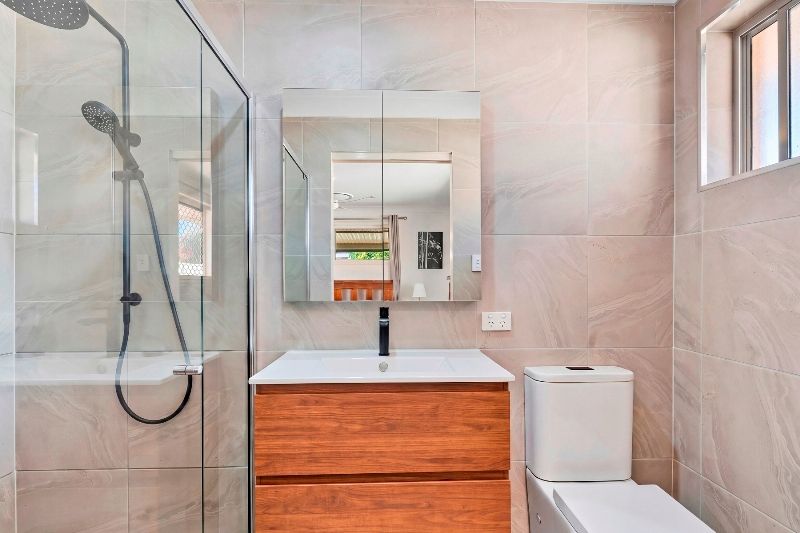 35 Endeavour Drive — photo 10 of 20