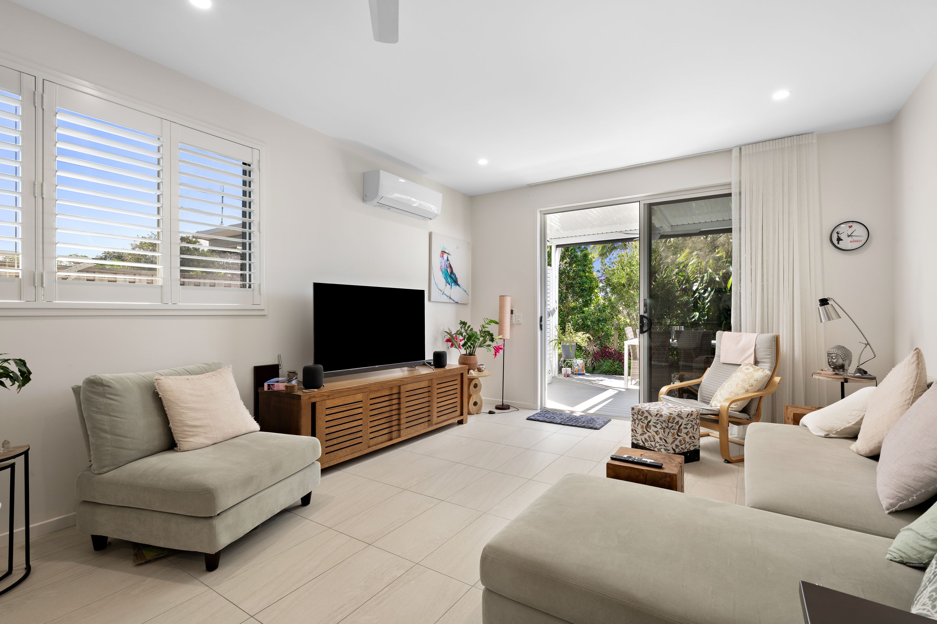 621 Tide Avenue — photo 4 of 18