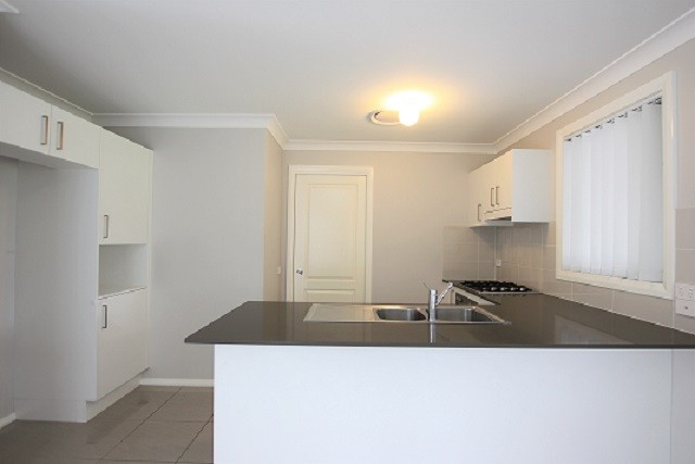 13 Corbett Close, Spring Farm, NSW 2570