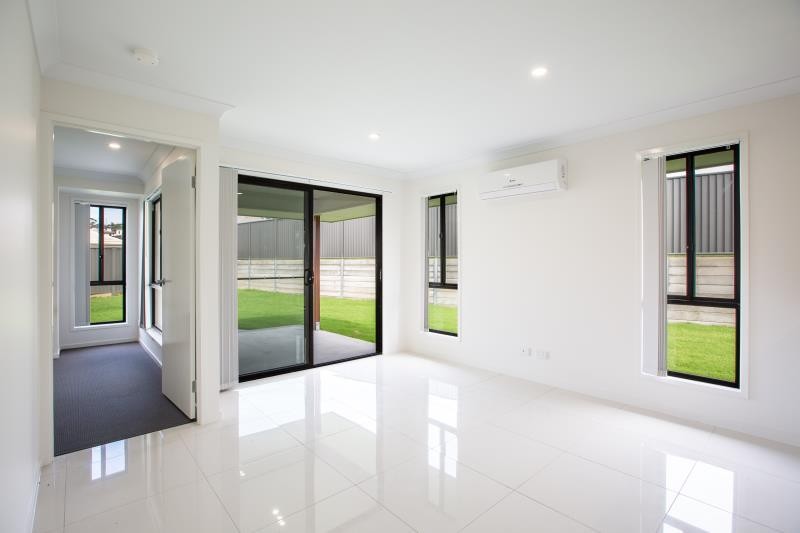 1/13 Sapphire Street, Brassall, QLD 4305