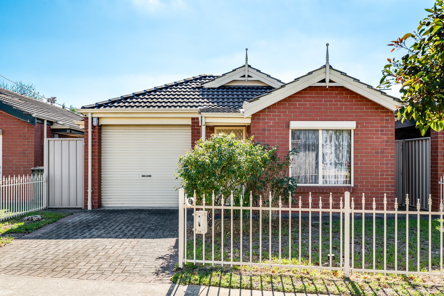 25 Ballater Avenue, Seaton, SA 5023