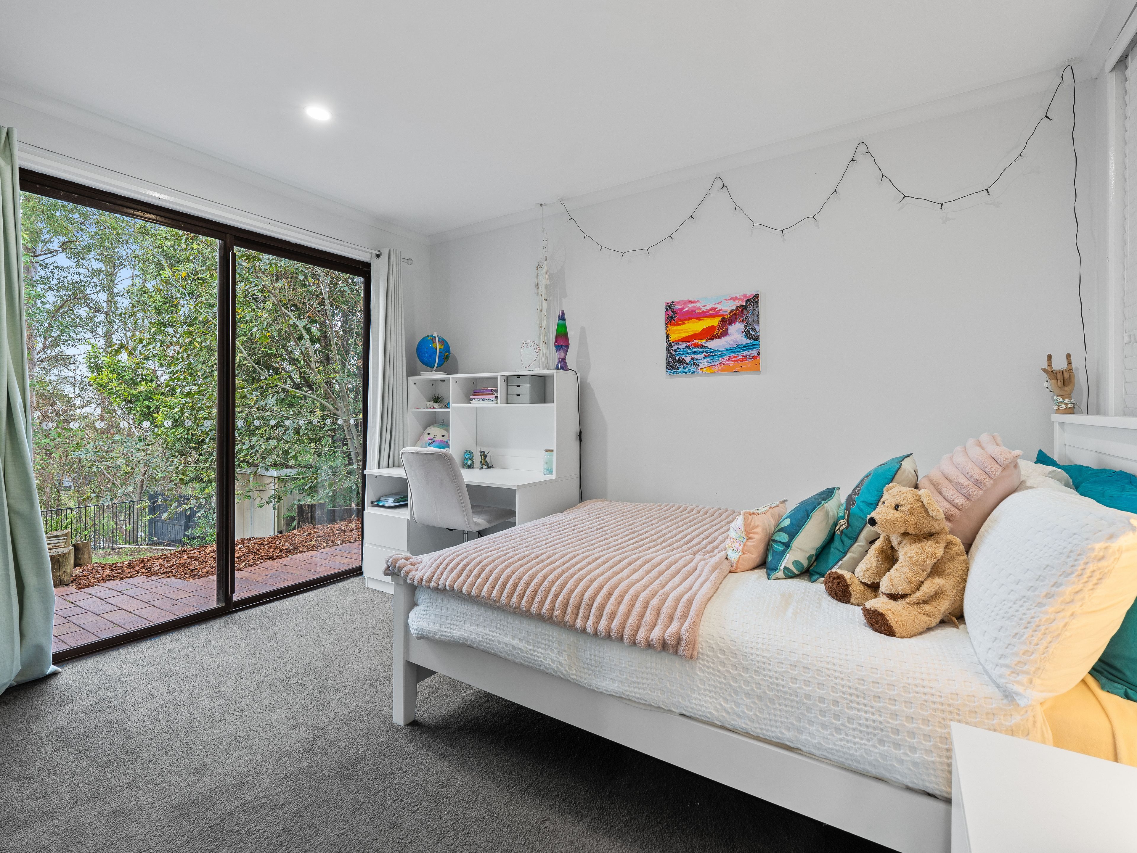 54 Caesar Road — photo 10 of 15