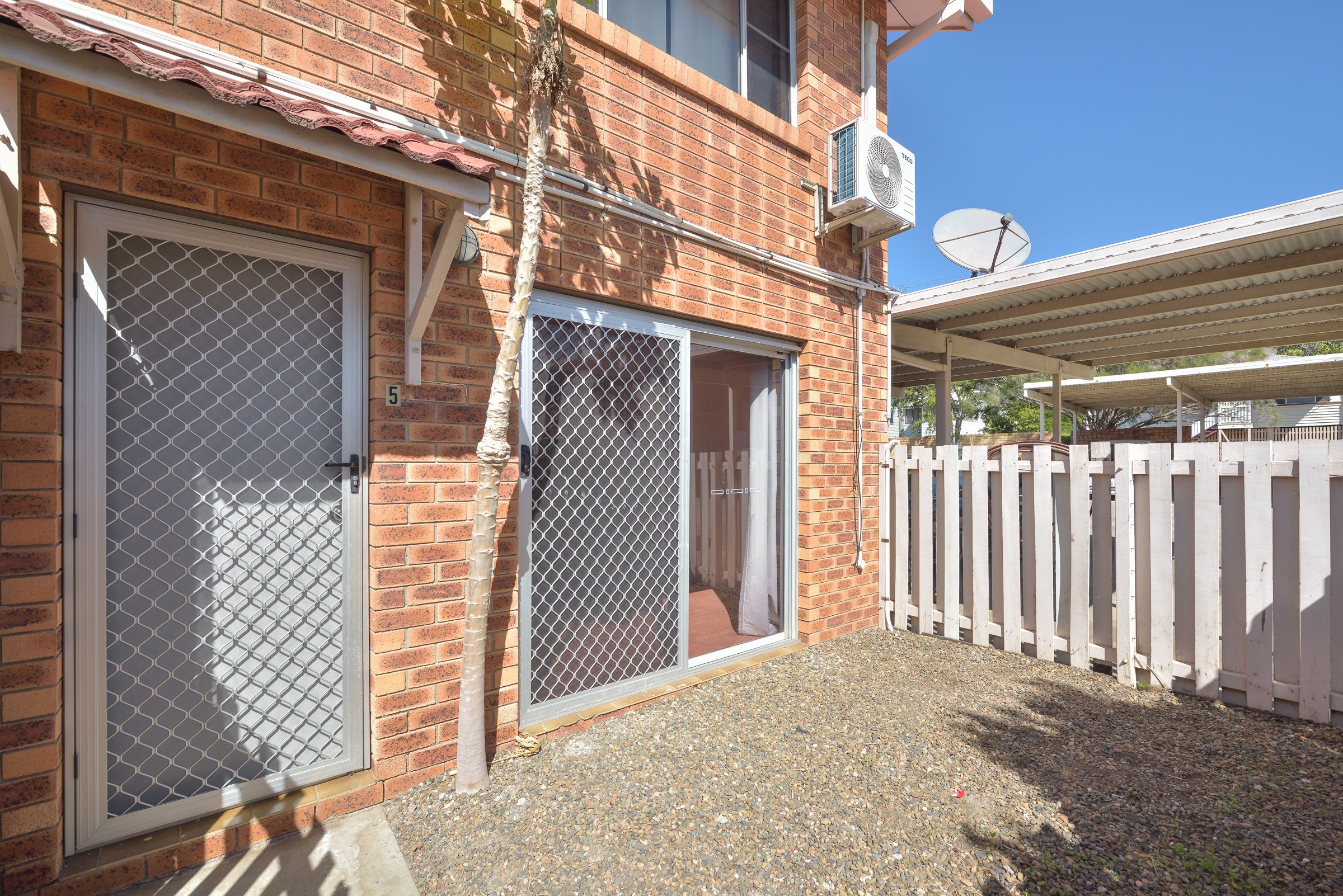 7 Eden Street, South Gladstone QLD 4680