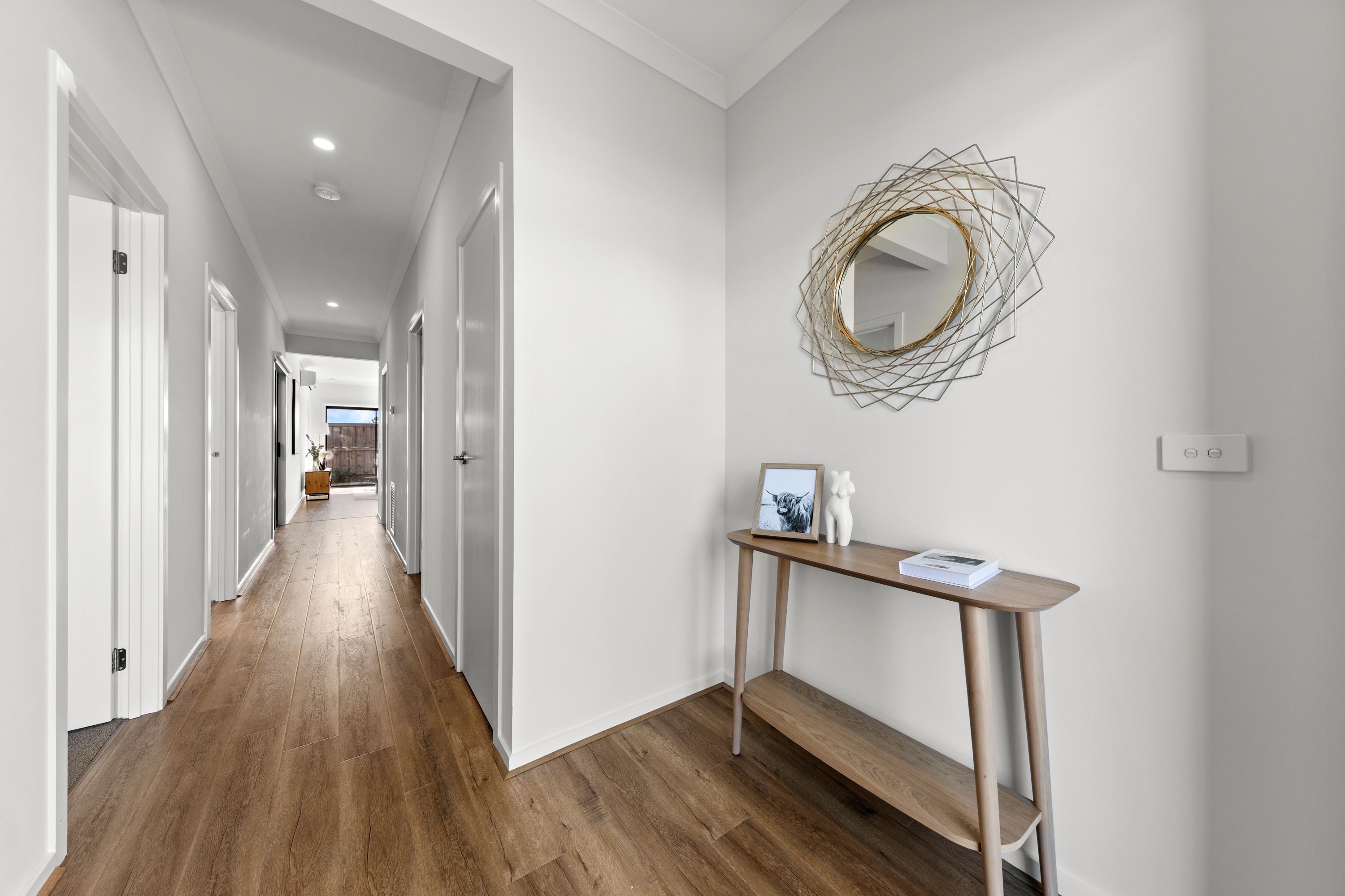 4 Handley Crescent — photo 12 of 24