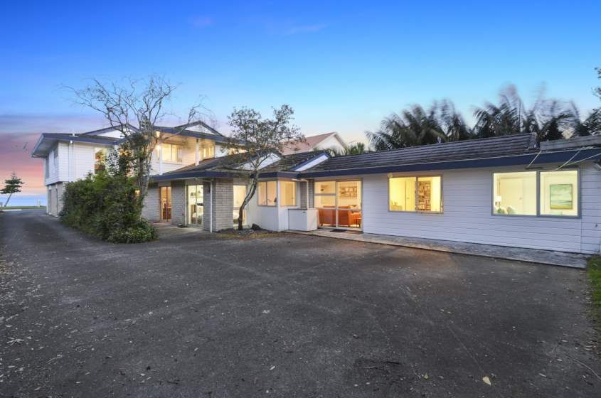 28 The Esplanade, Eastern Beach, Manukau City