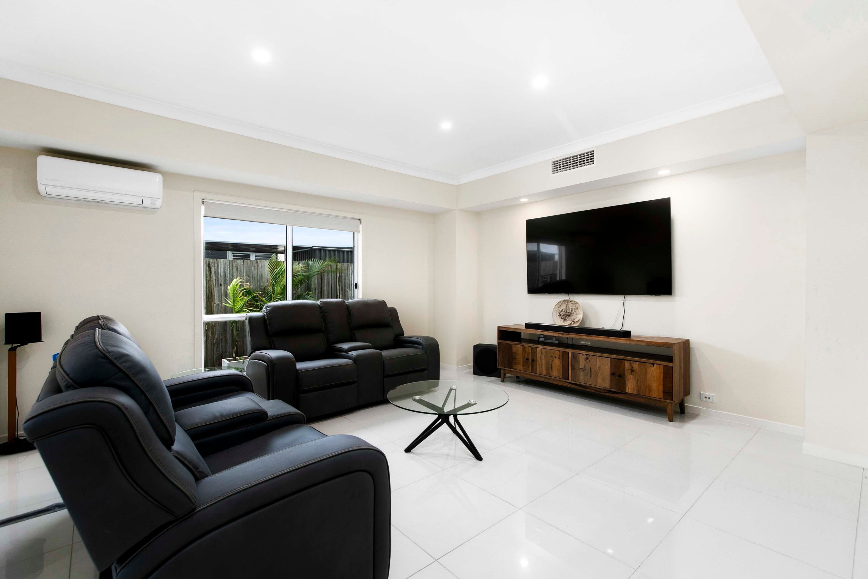 71 Endeavour Way — photo 16 of 30