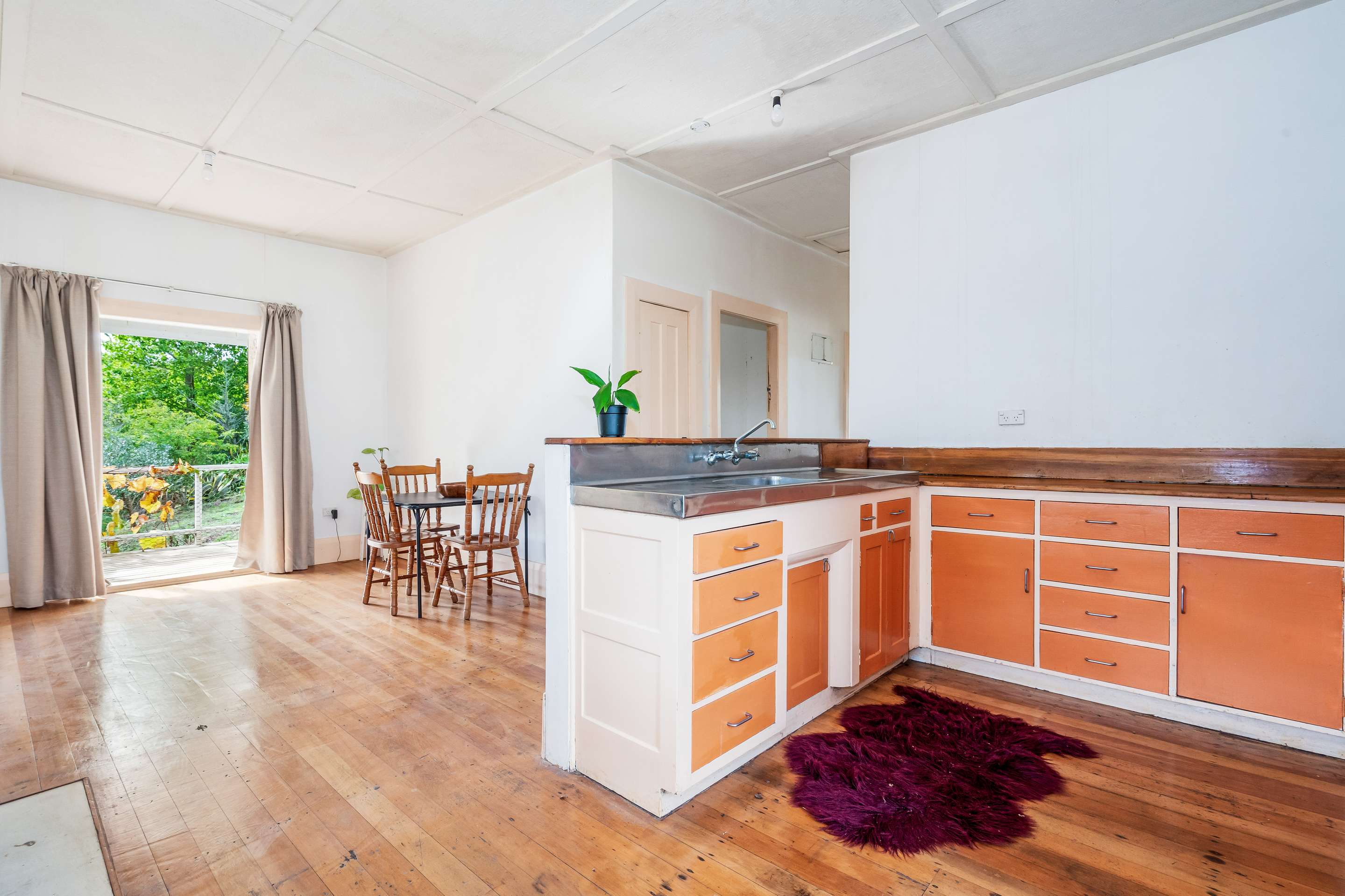 8 Mountain View Road, Hikurangi, Whangarei District Real Estate Ray