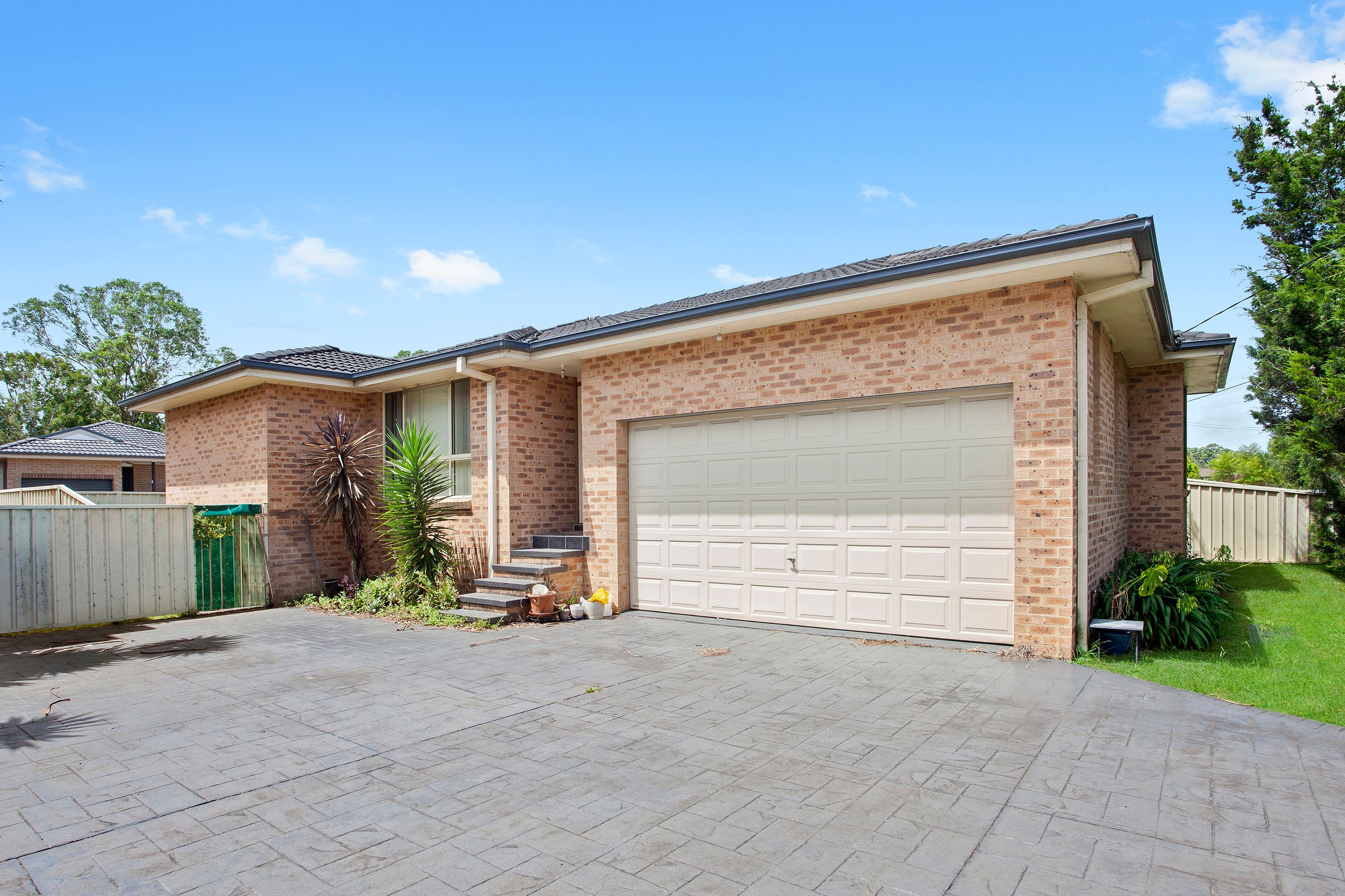 2/44 Warner Avenue, Wyong NSW 2259