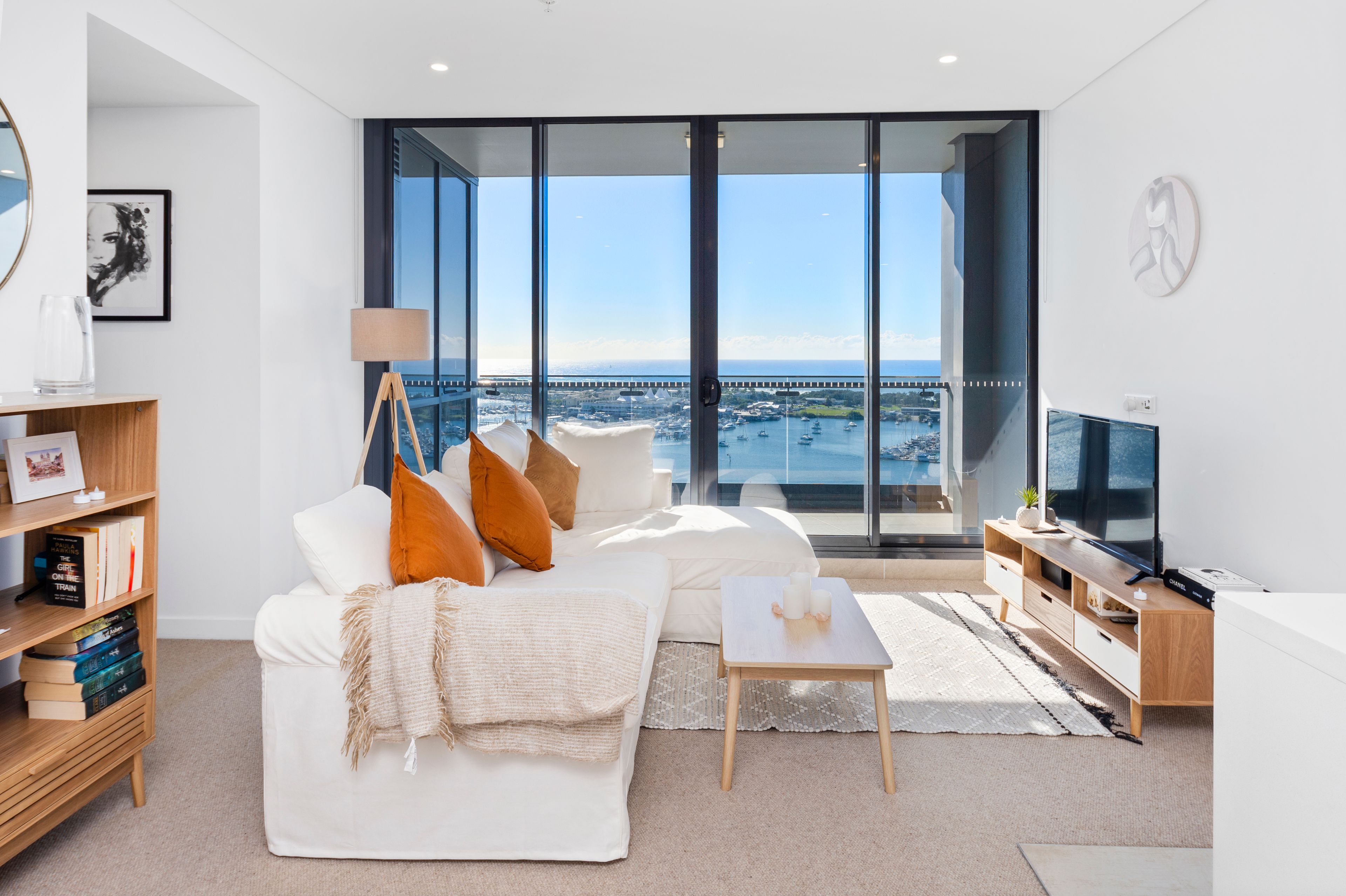 2004/2 Como Crescent, Southport, QLD 4215