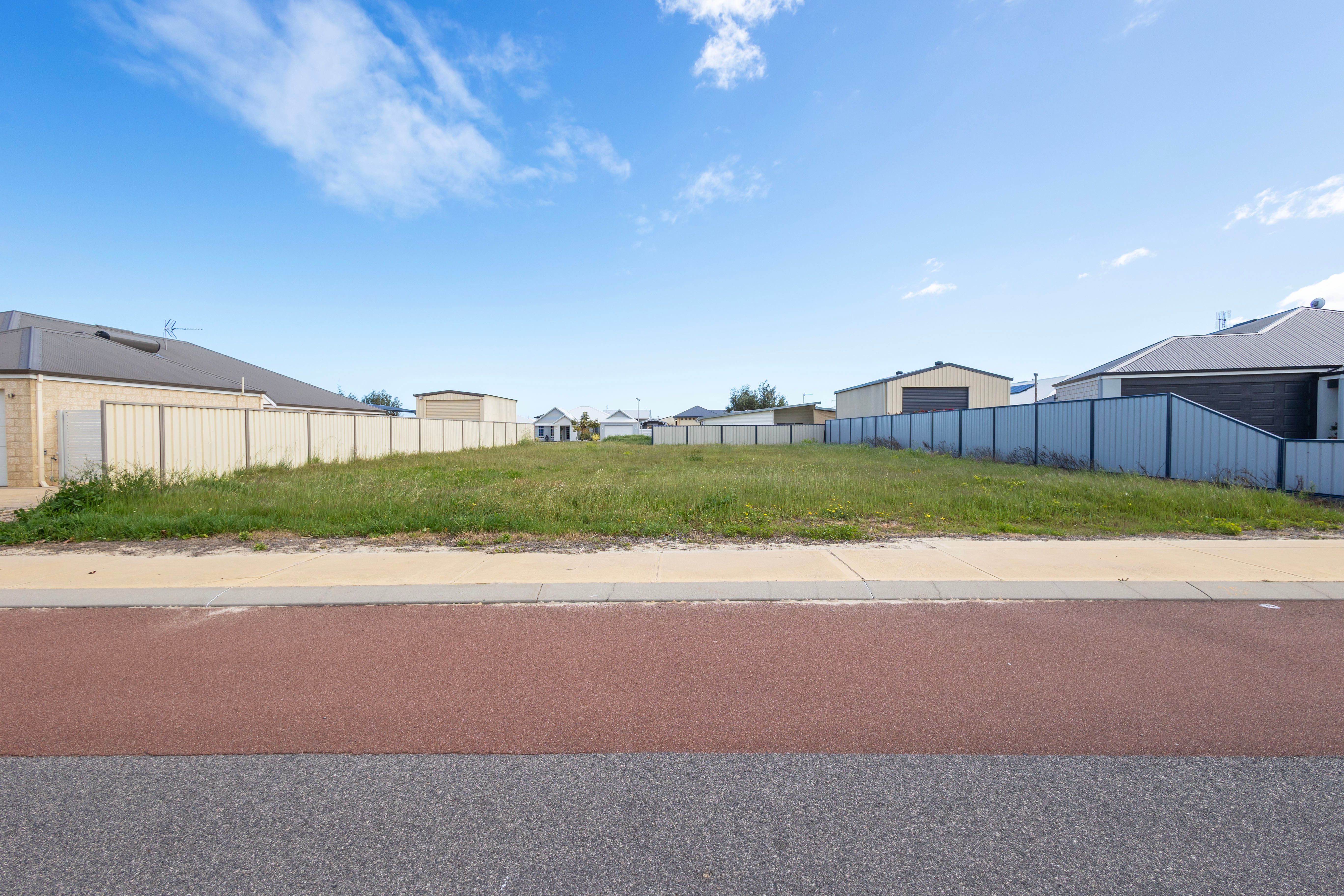 Lot 585, 8 Parakeet Bend — photo 3 of 7