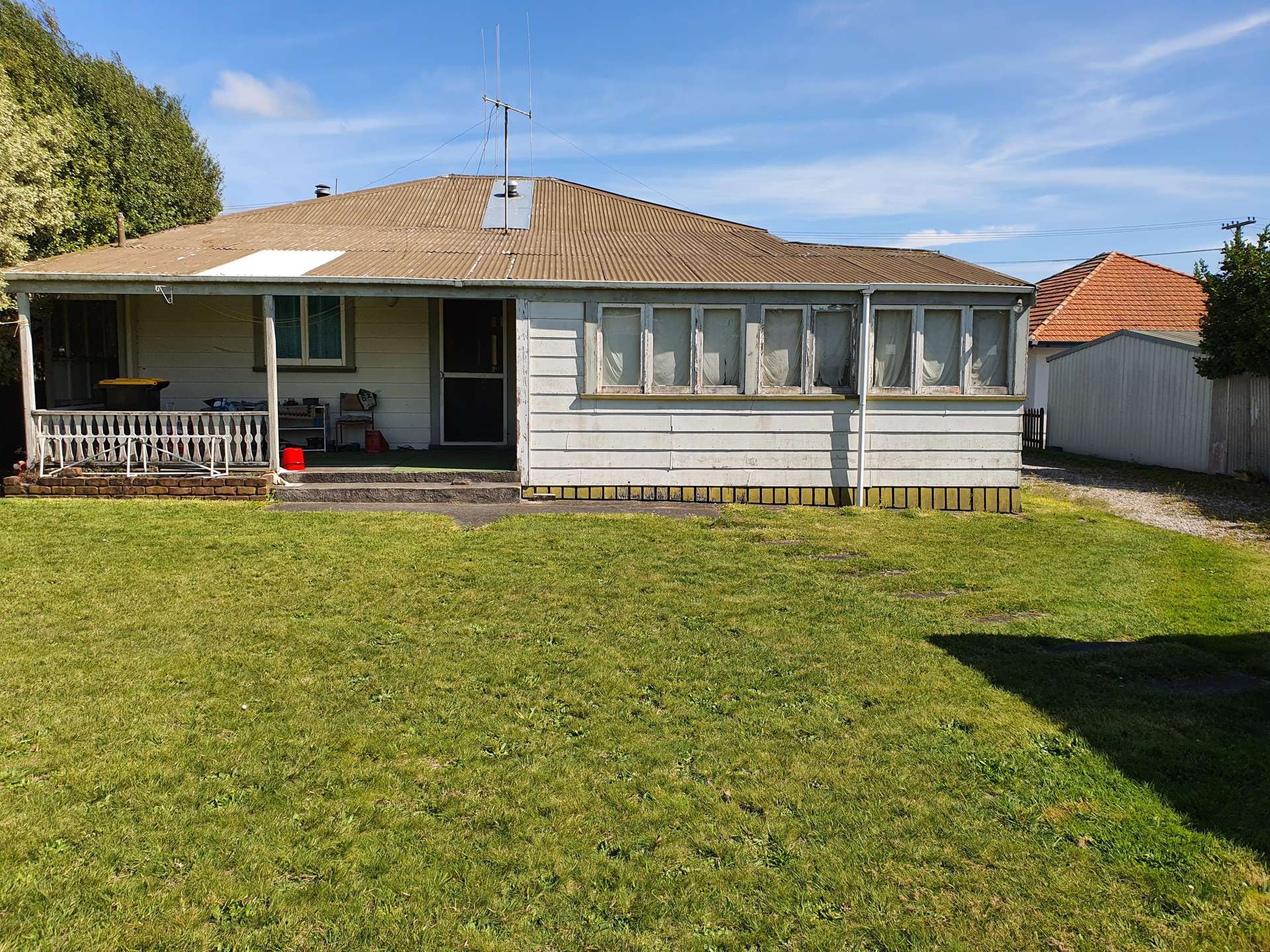 1308 Alexandra Street photo 5