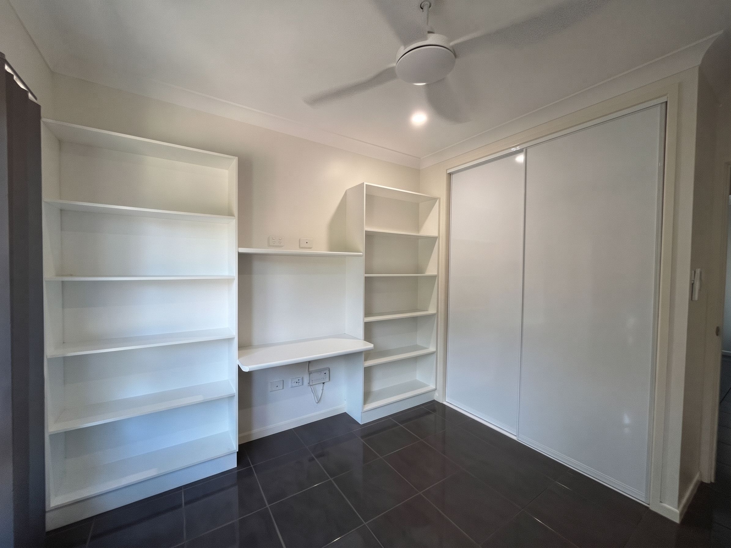 18 Russell Road West — photo 8 of 17