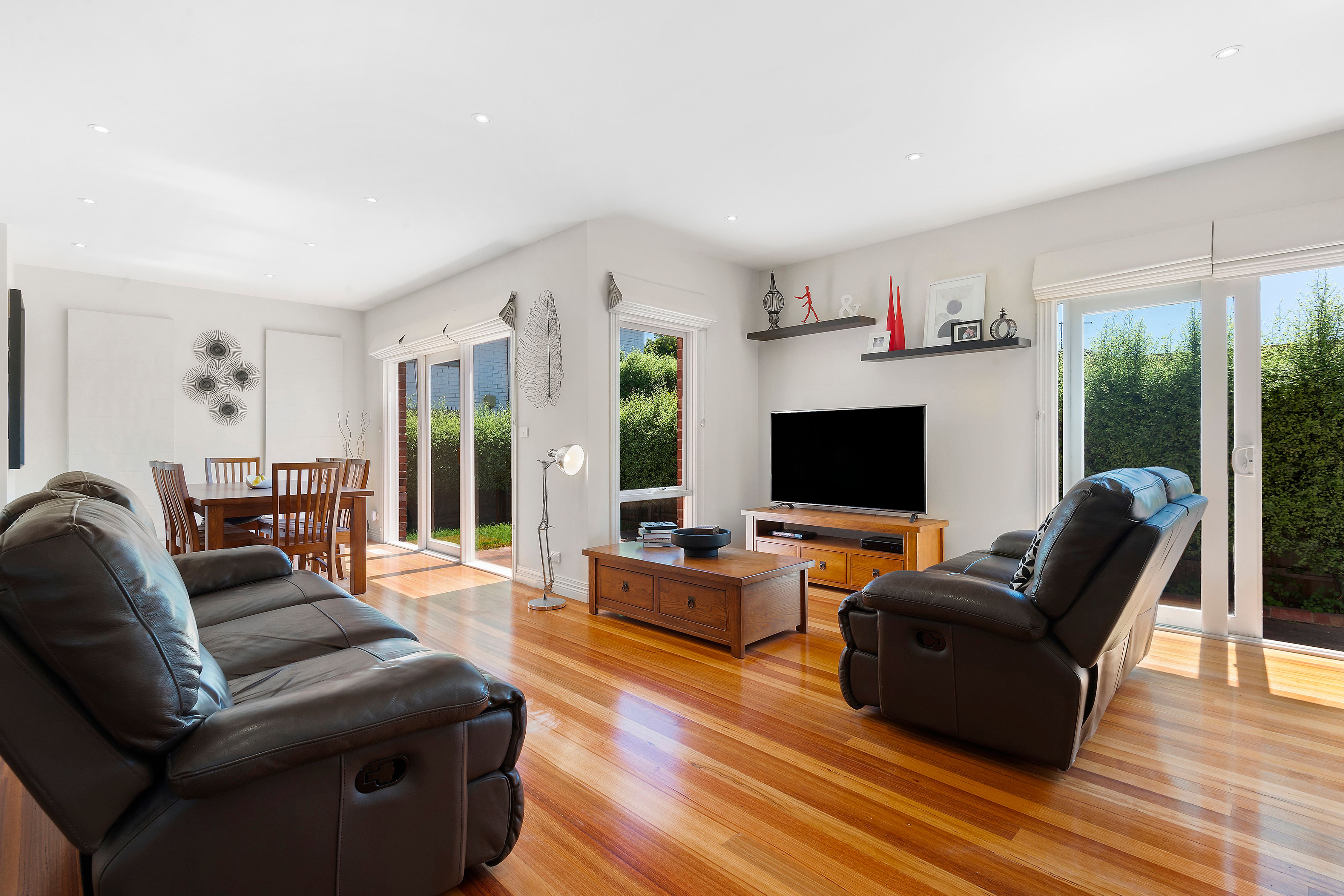 2/107 Willesden Road, Hughesdale, VIC 3166