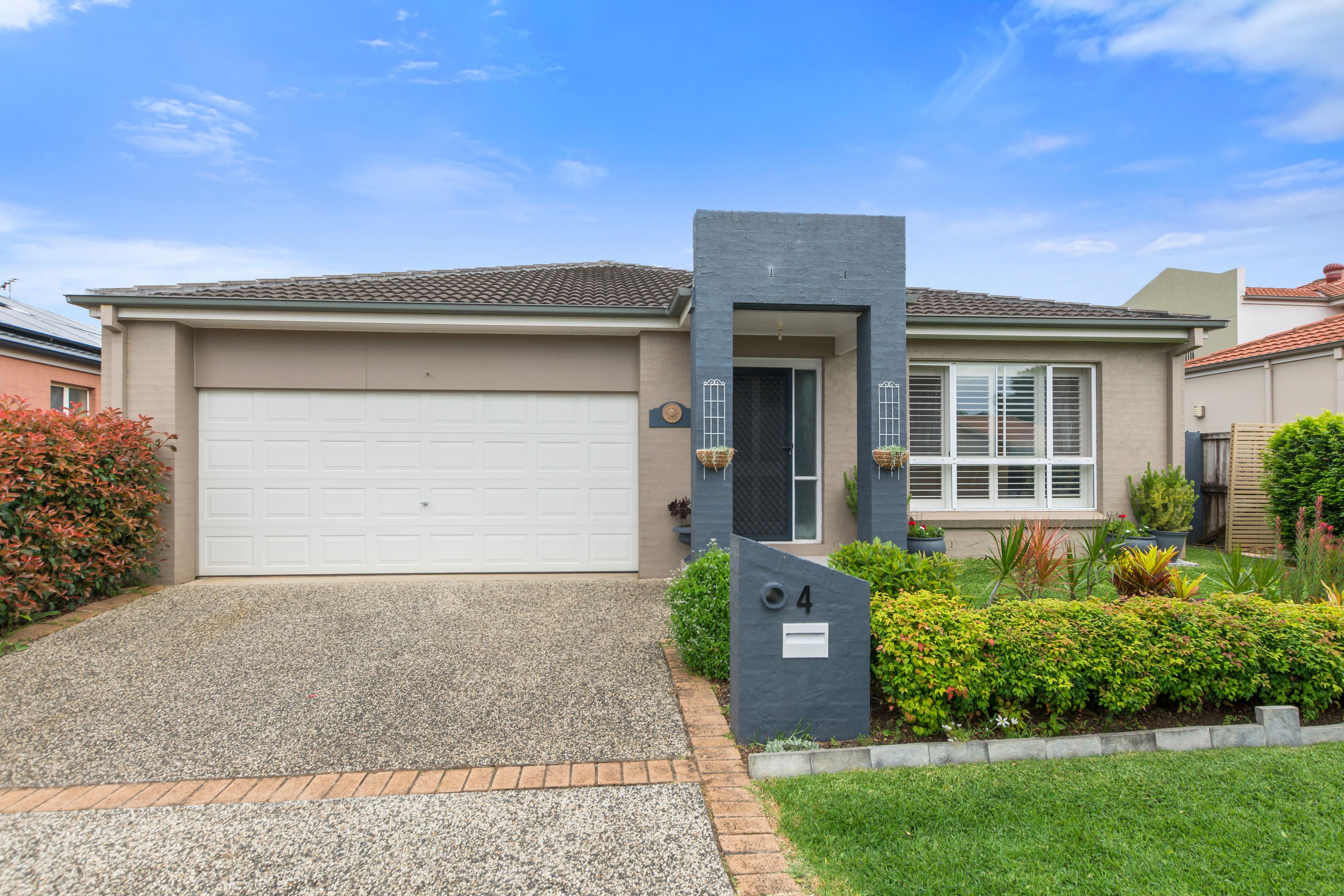 4 Cherry Street, Woonona NSW 2517
