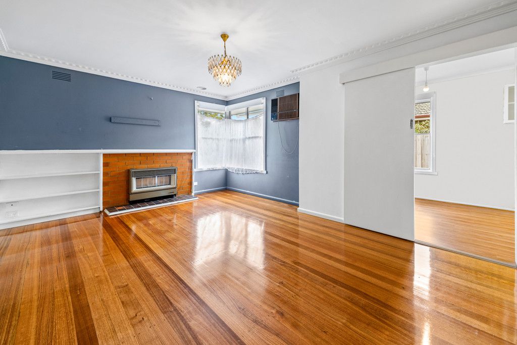 11 Leigh Street, Werribee, VIC 3030