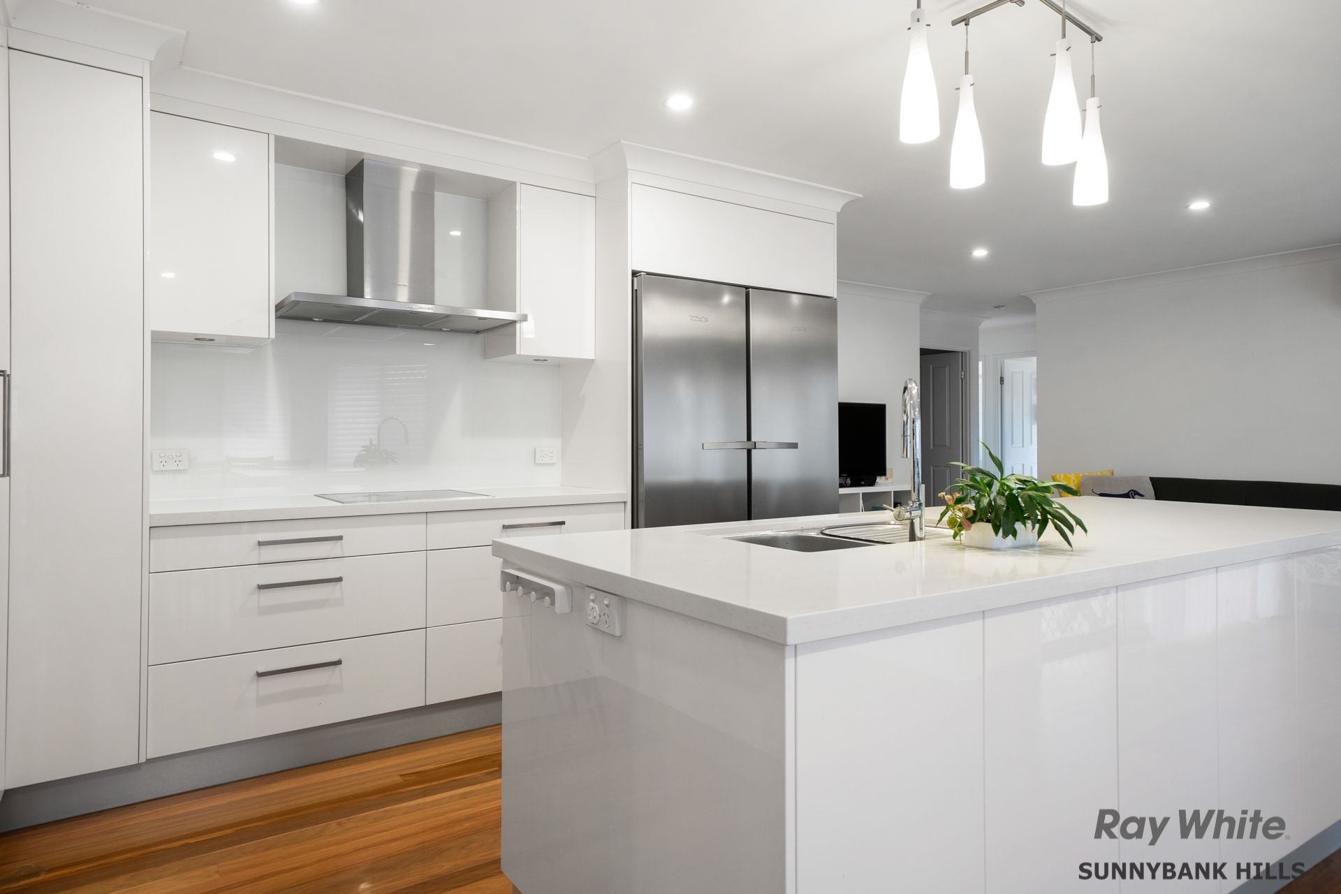 105 Oakview Street, Parkinson, QLD 4115