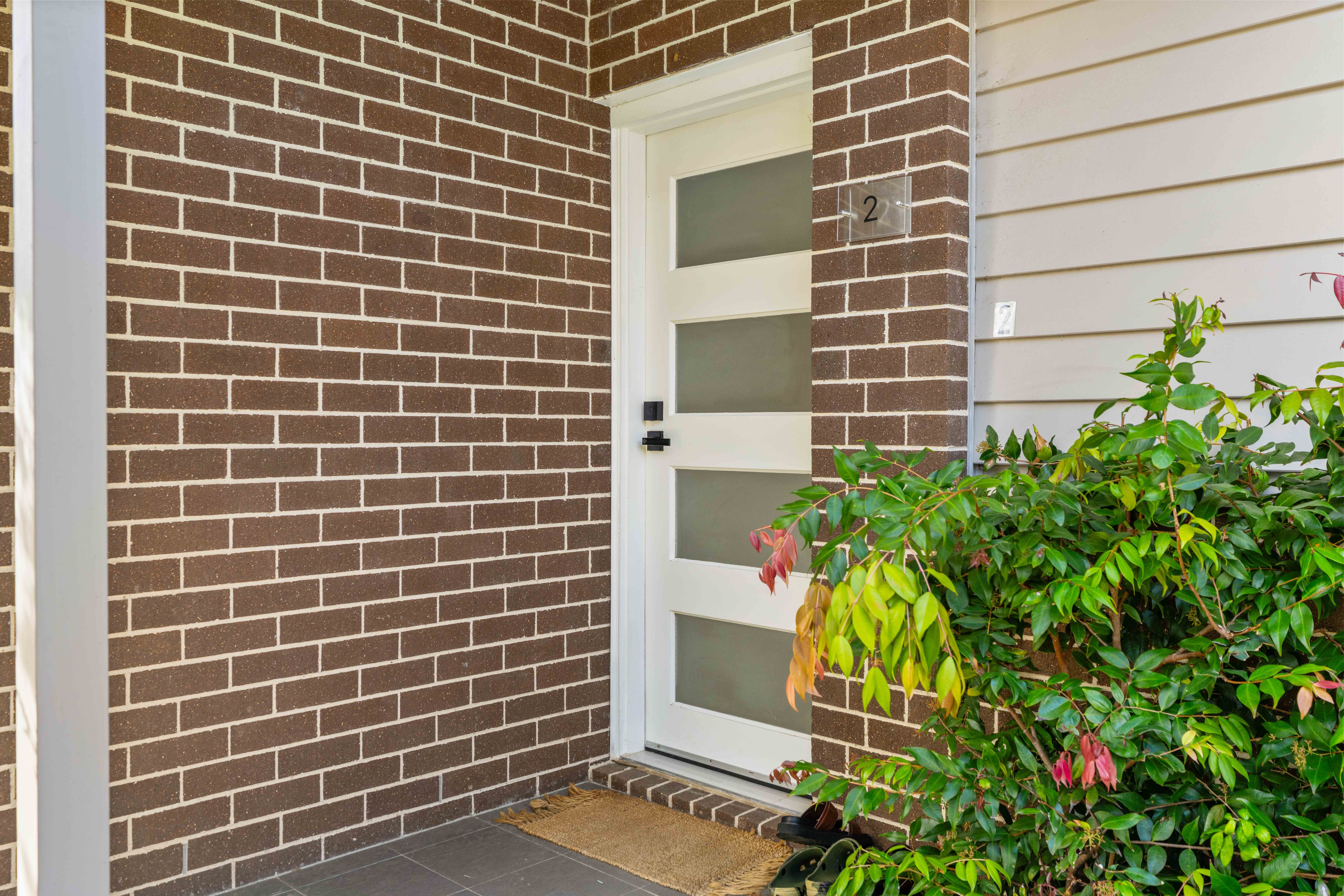 2/54a Hillcrest Avenue — photo 4 of 22