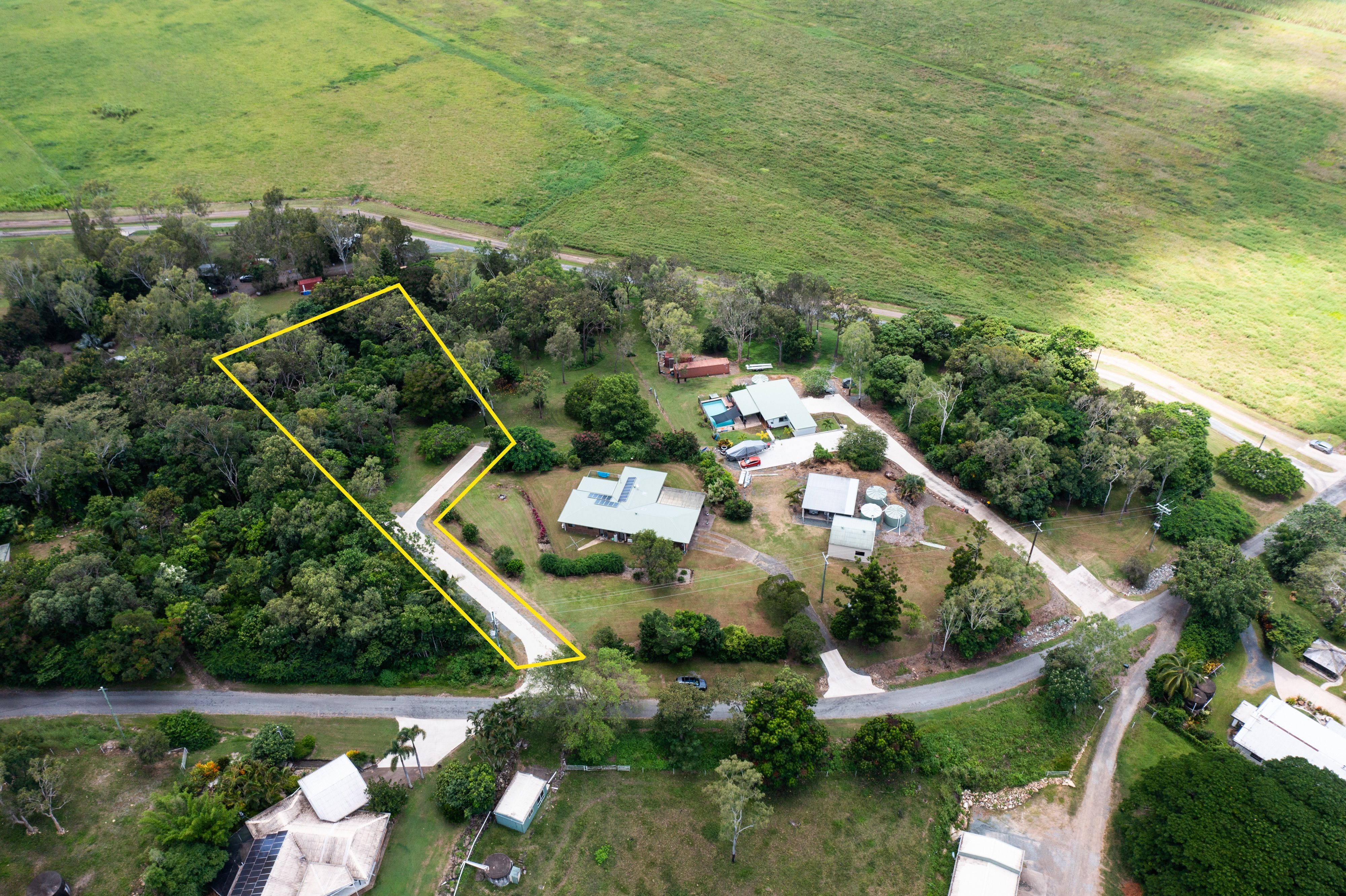 62 Bennett Road, Strathdickie QLD 4800