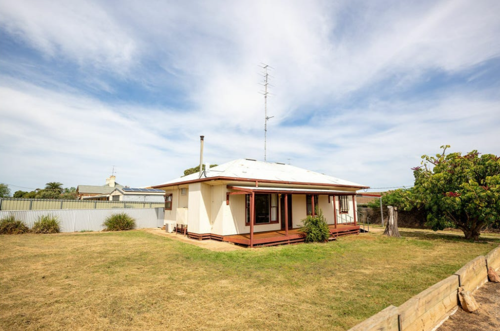 6 Guildford Street, Blyth SA 5462