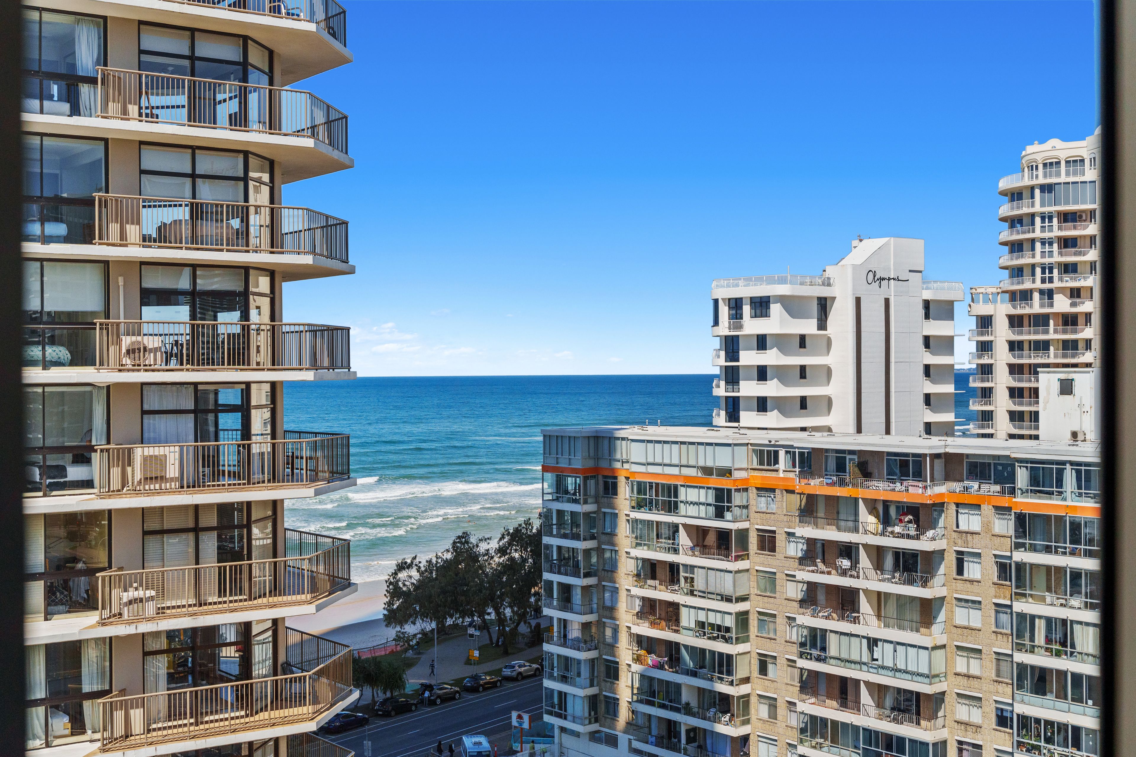 111/3263 Surfers Paradise Boulevard — photo 14 of 22
