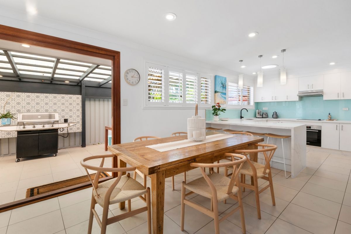 24 Wave Street, Mermaid Beach, QLD 4218